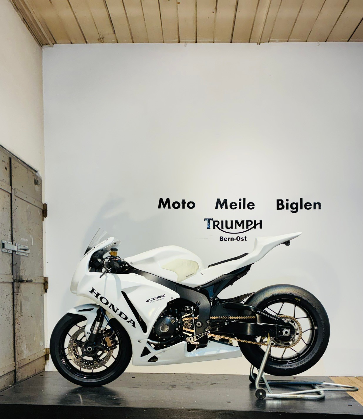 HONDA CBR 1000 RA ABS-showroom-element-1