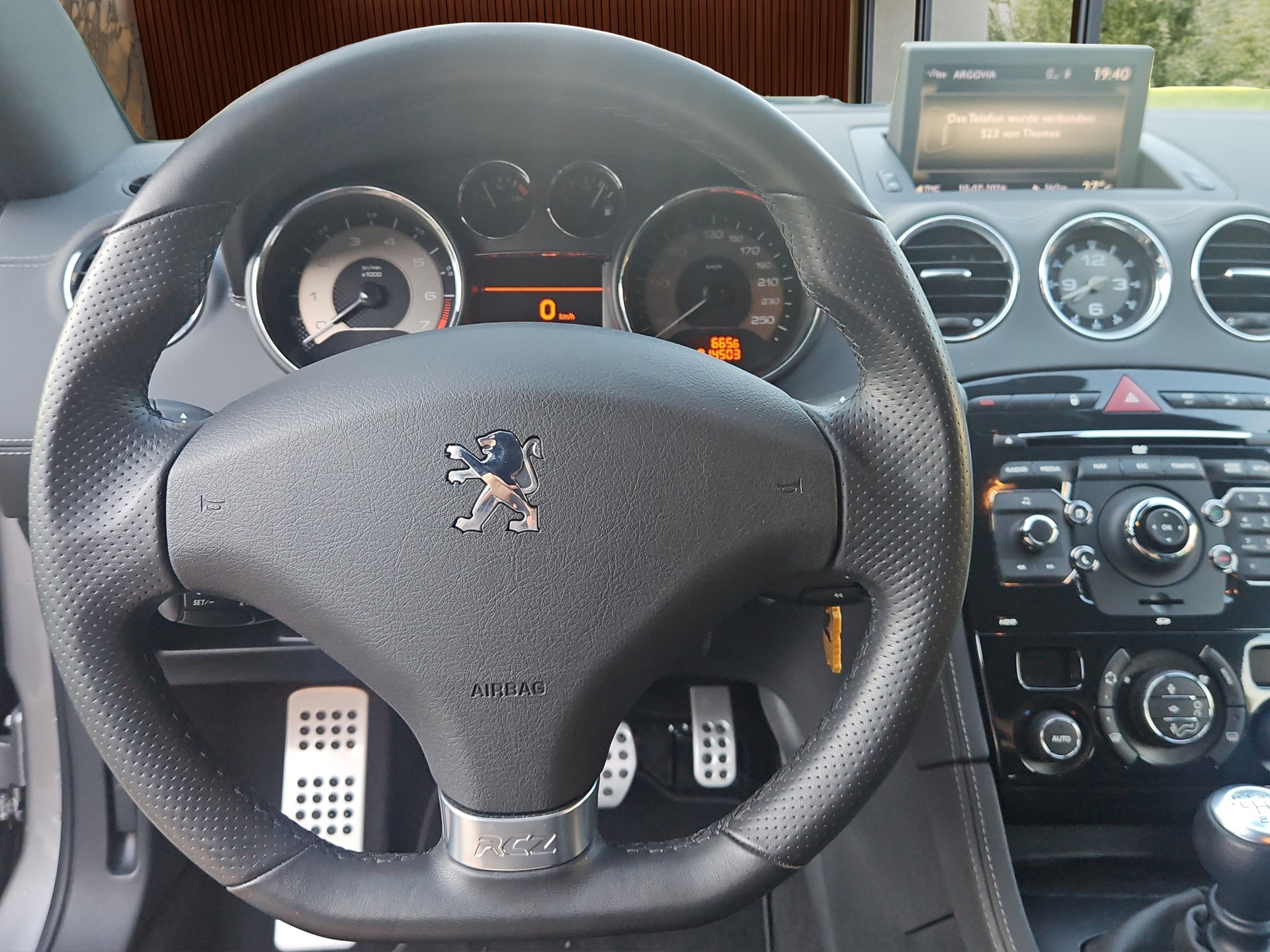 PEUGEOT RCZ 1.6 Turbo Asphalt-image-5
