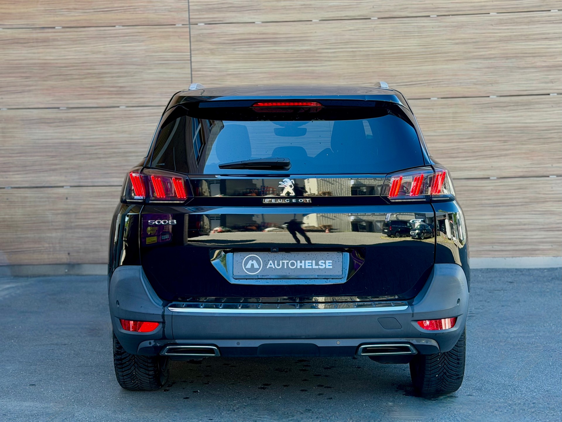 PEUGEOT 5008 1.2 Pure Tech GT EAT8 - MFK 06.2026 - 7-Plätzer - 1.Inv. 28.12.2020. --image-2