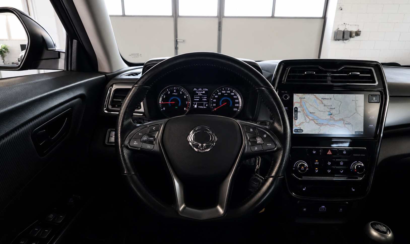 KGM-SsangYong Tivoli 1.2 T GDI Crystal 2WD-image-5