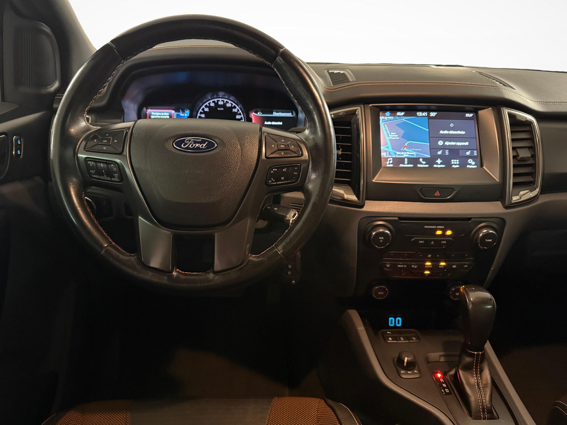 FORD Ranger DKab.Pick-up 3.2 TDCi 4x4 Wildtrak-image-13