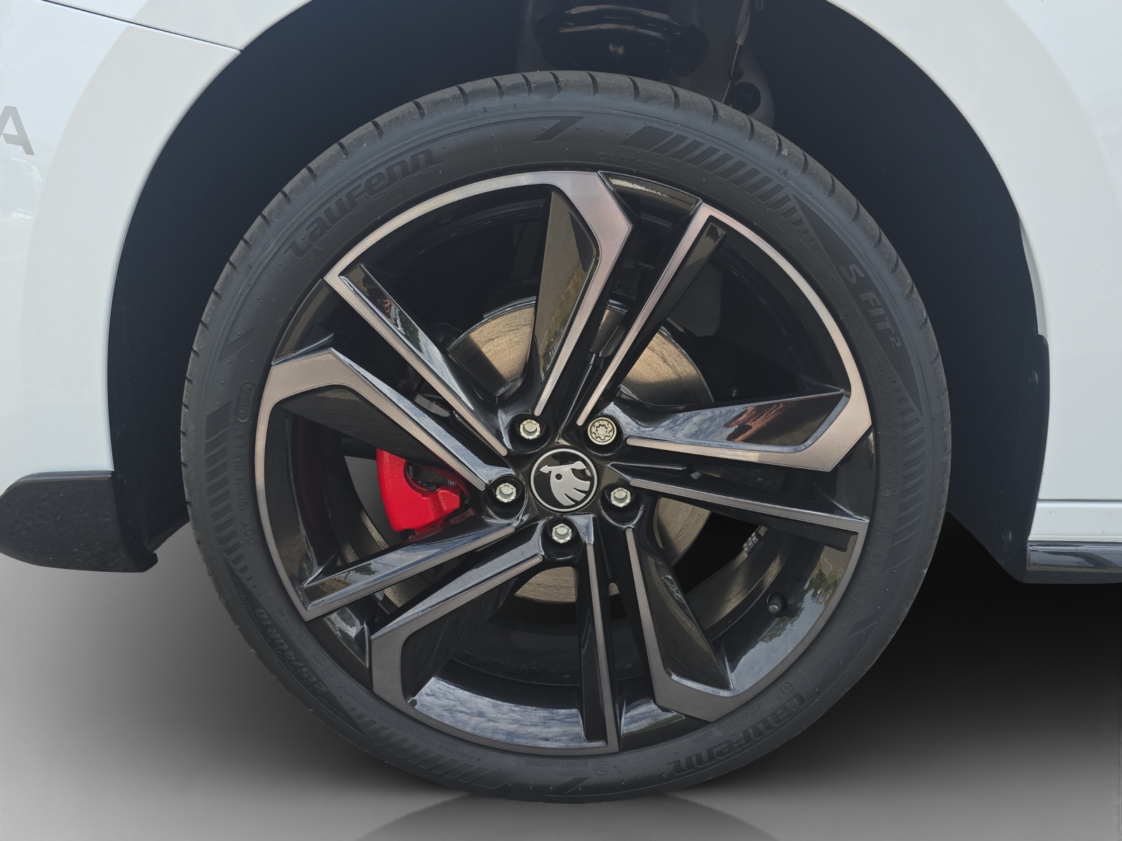 SKODA Fabia 1.5 TSI Motorsport DSG-image-13