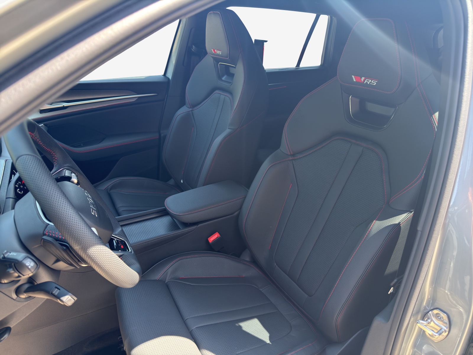 SKODA Kodiaq 2.0 TSI RS 4x4-image-7
