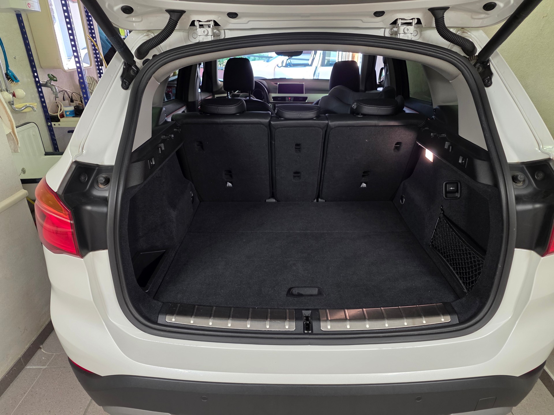 BMW 20d xDrive-image-1