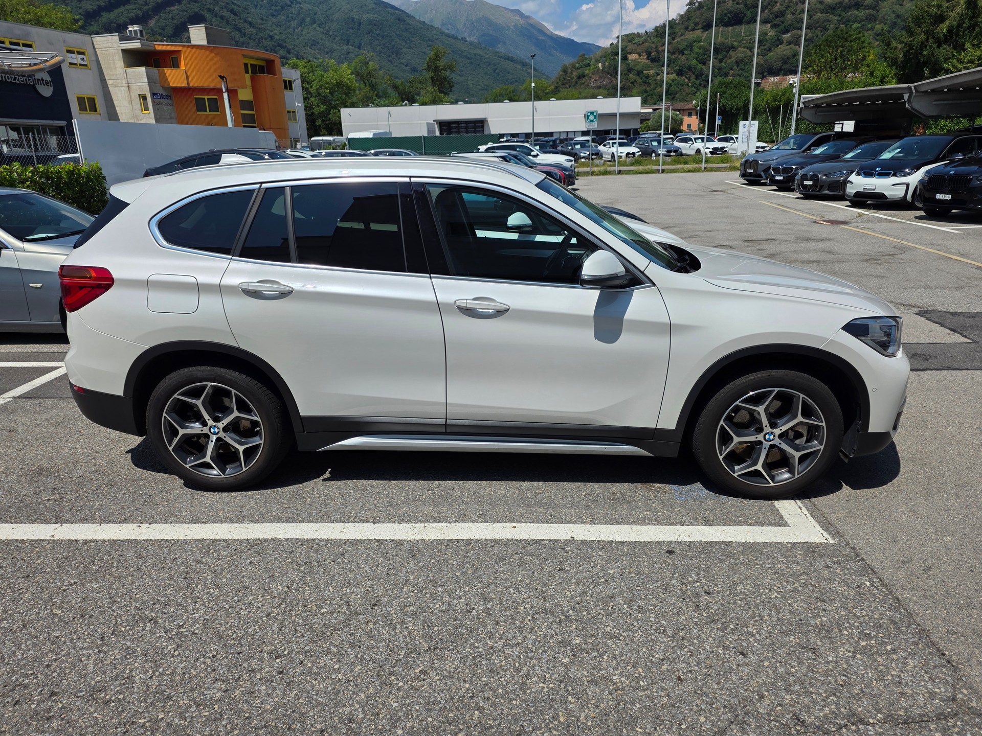 BMW 20d xDrive-image-2