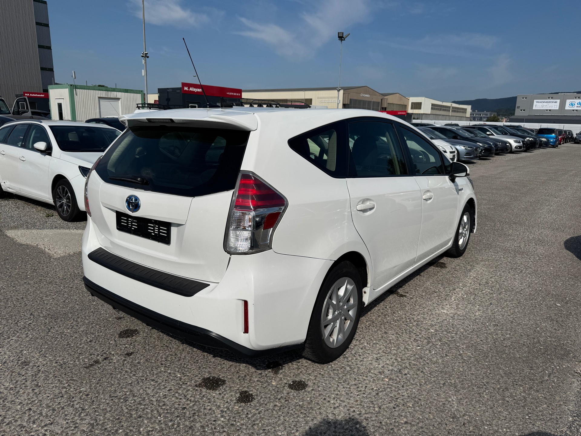 TOYOTA Prius+ 1.8 VVT-i HSD Comfort-image-4
