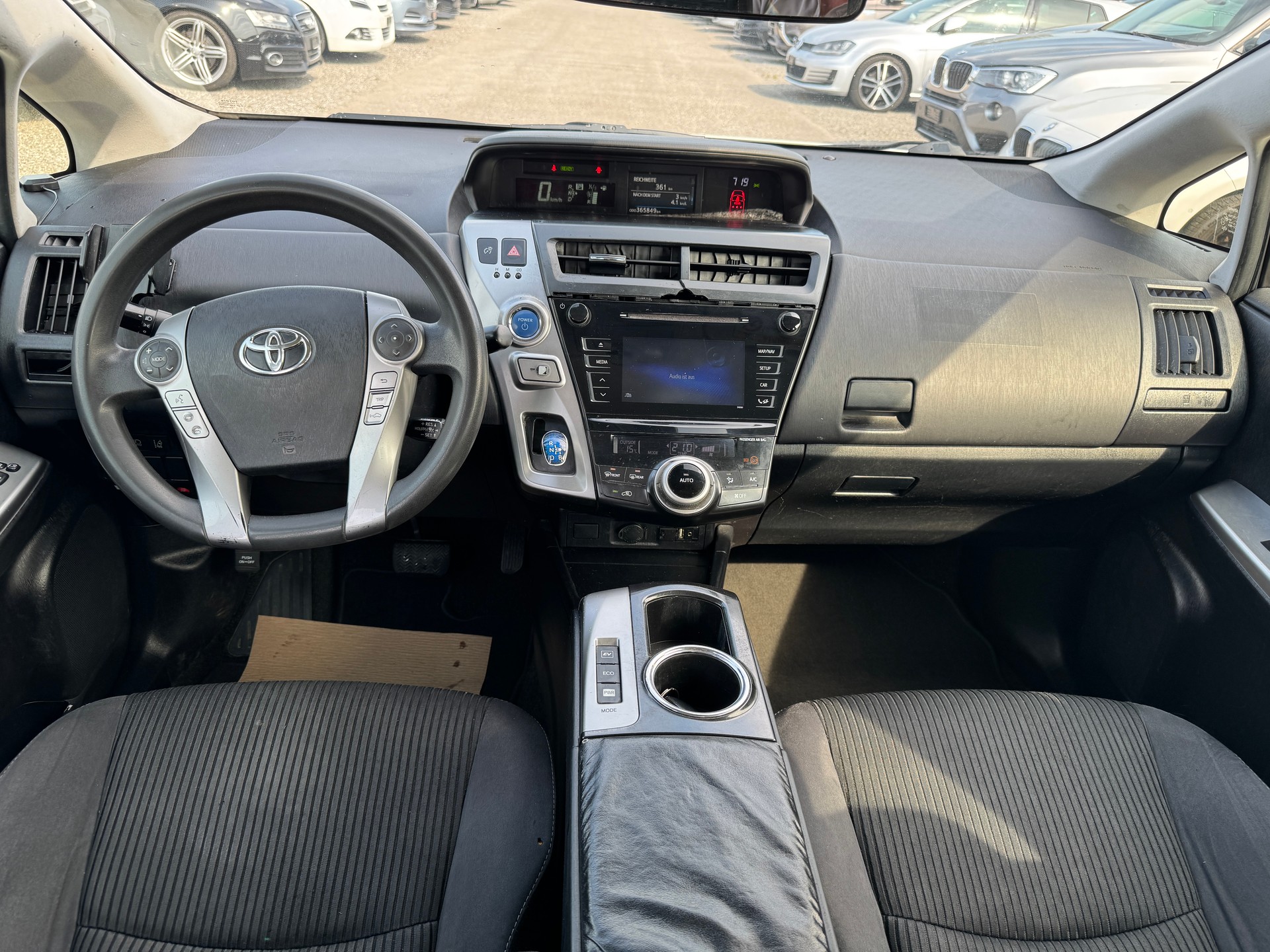TOYOTA Prius+ 1.8 VVT-i HSD Comfort-image-7