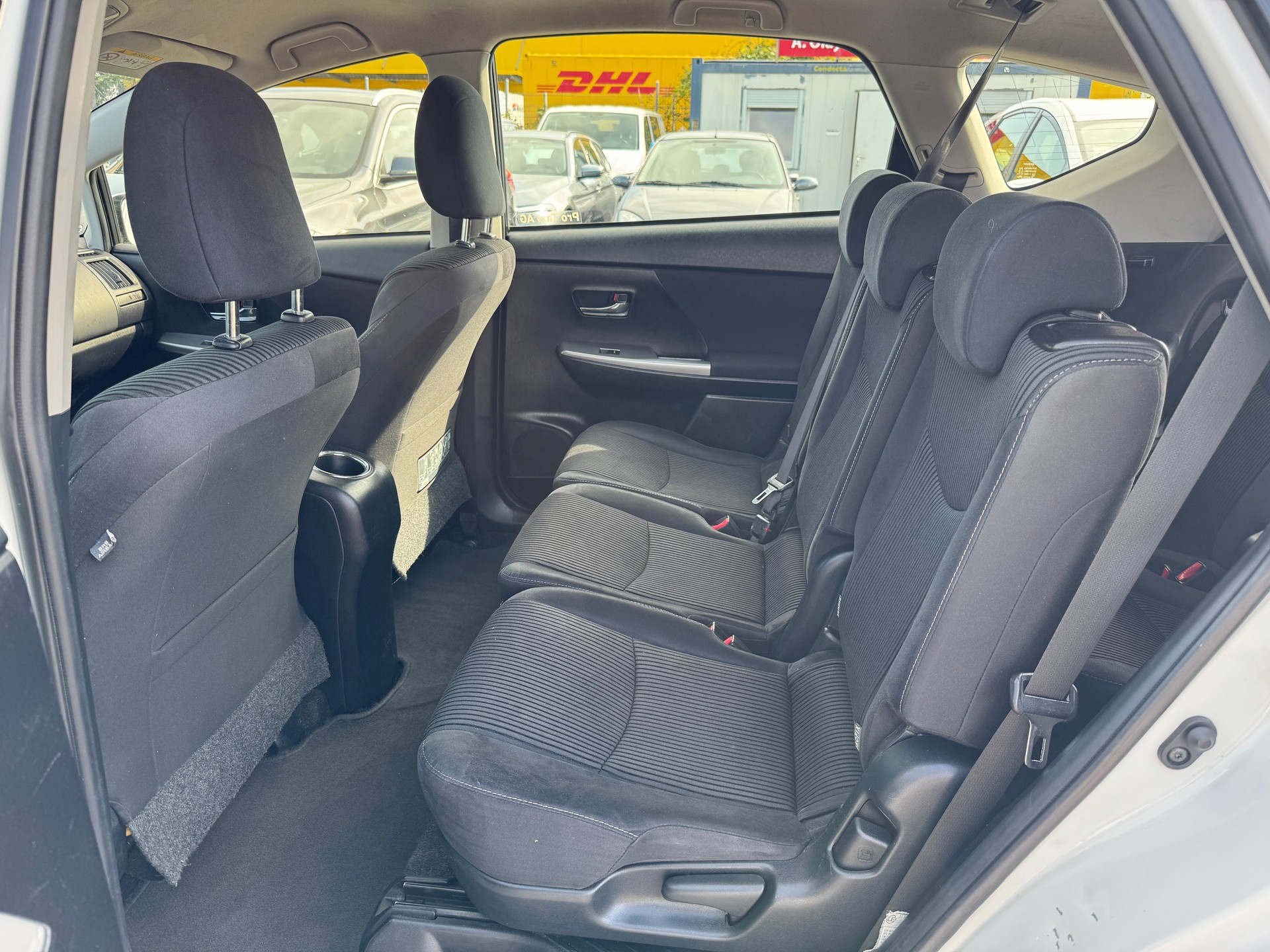 TOYOTA Prius+ 1.8 VVT-i HSD Comfort-image-9