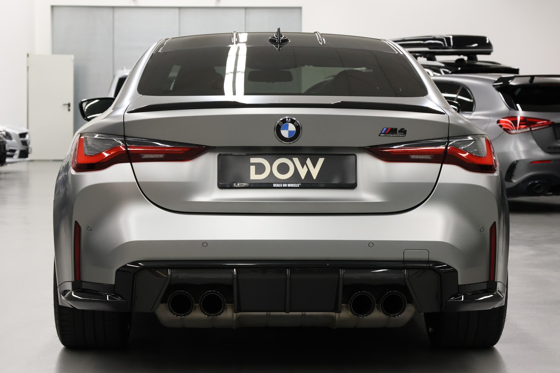 BMW M4 Competition xDrive Coupé-image-9