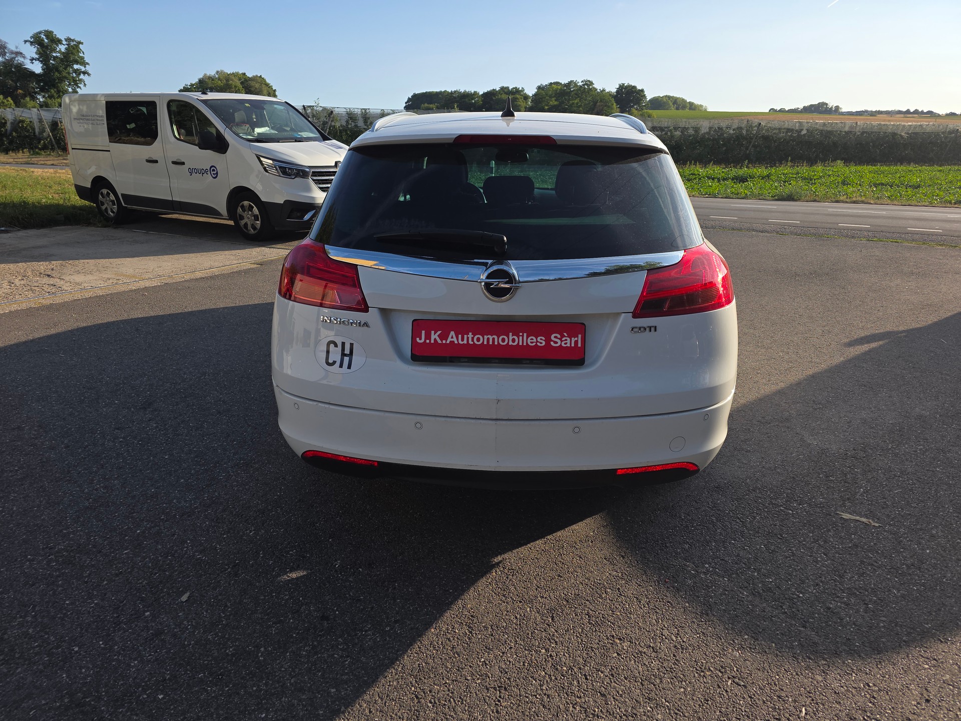 OPEL Insignia Sports Tourer 2.0 CDTI Cosmo Automatic-image-13