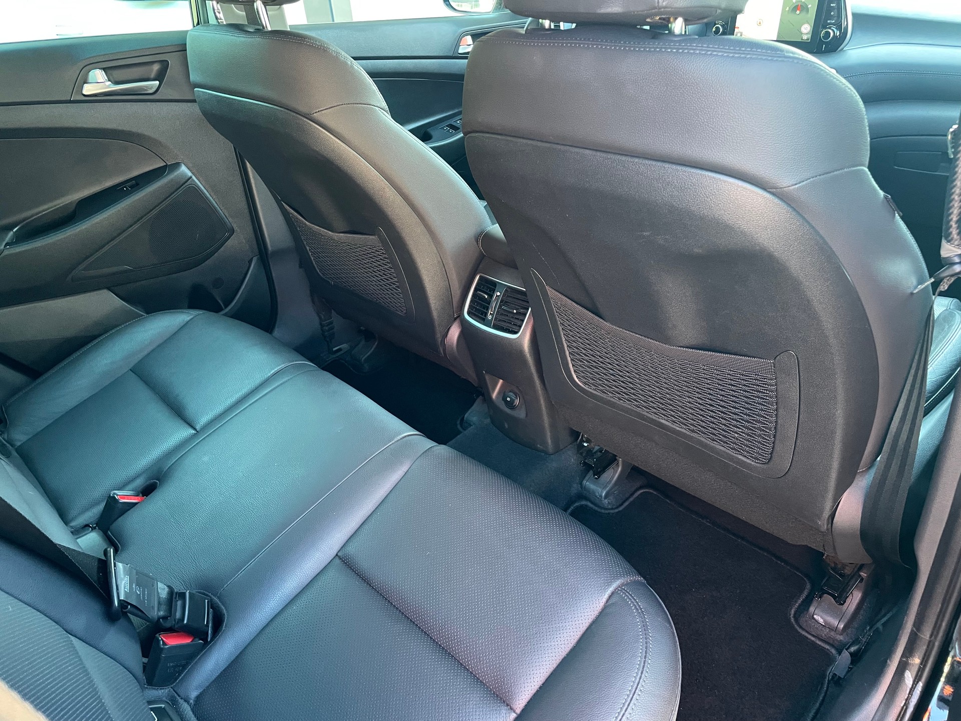 HYUNDAI Tucson 1.6 CRDI Amplia Mild Hybrid 4WD DCT-image-11