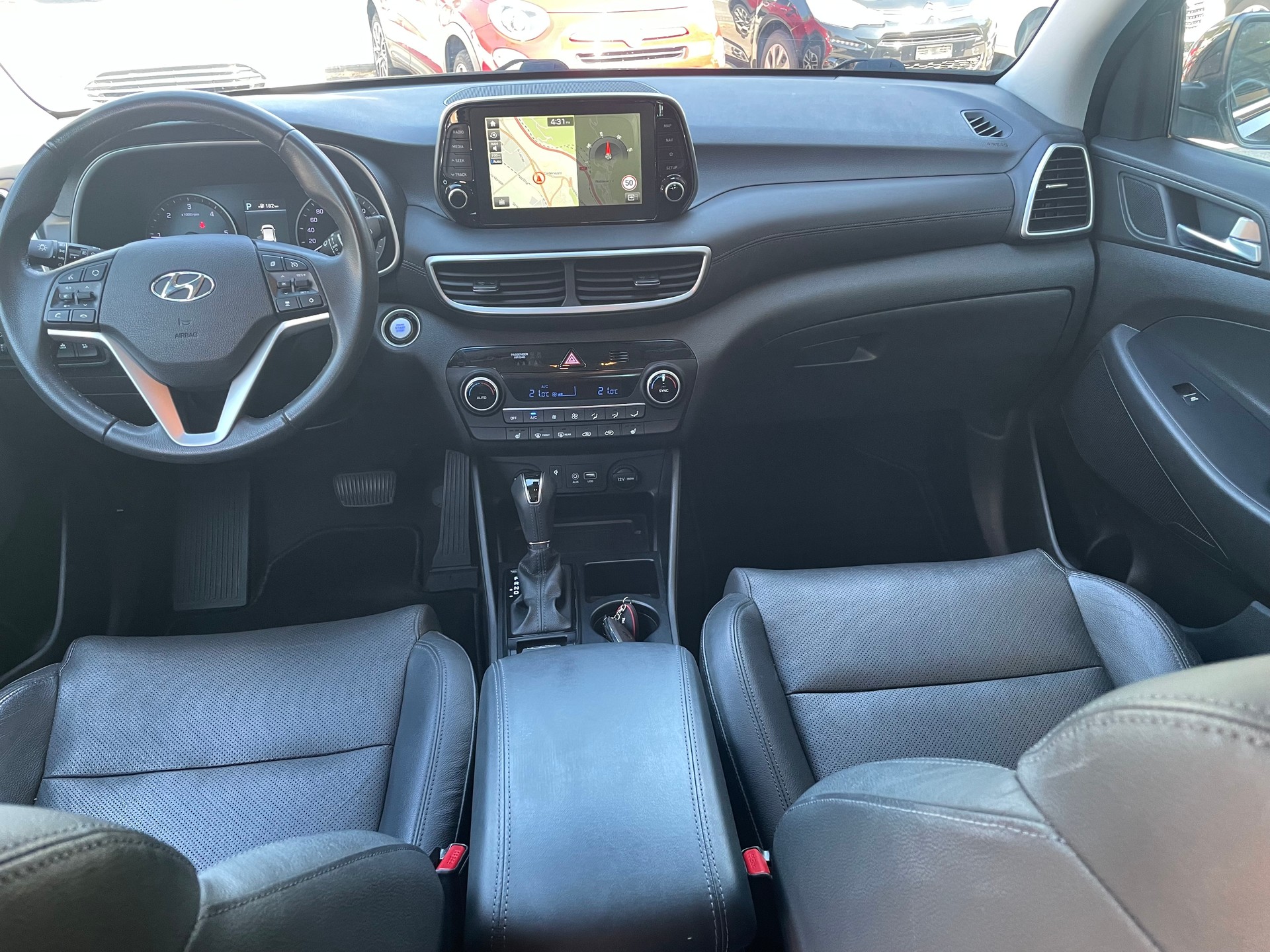 HYUNDAI Tucson 1.6 CRDI Amplia Mild Hybrid 4WD DCT-image-5