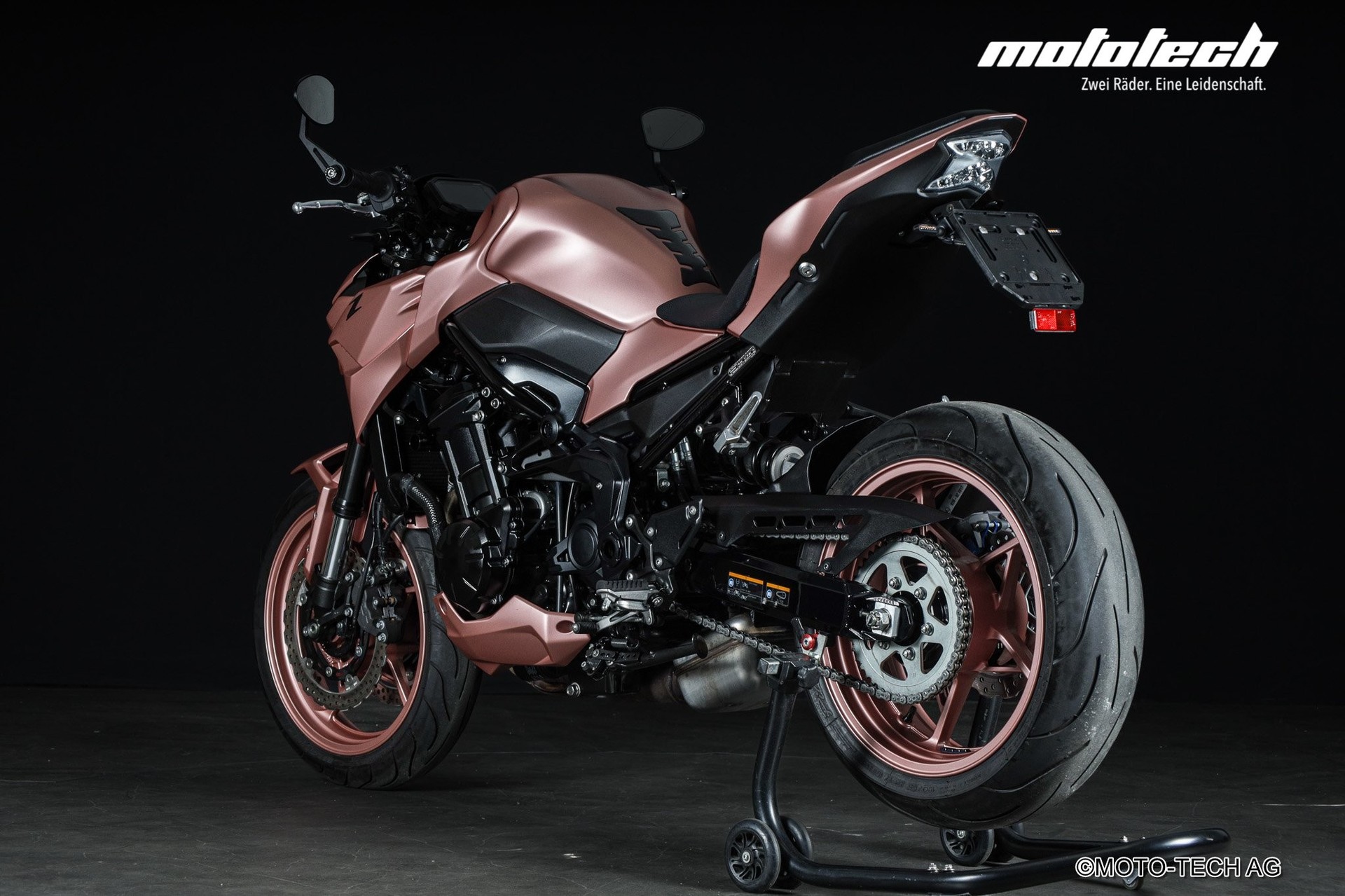 KAWASAKI Z 900 (35kW) BRONZE PINK STAGE 1-showroom-element-3