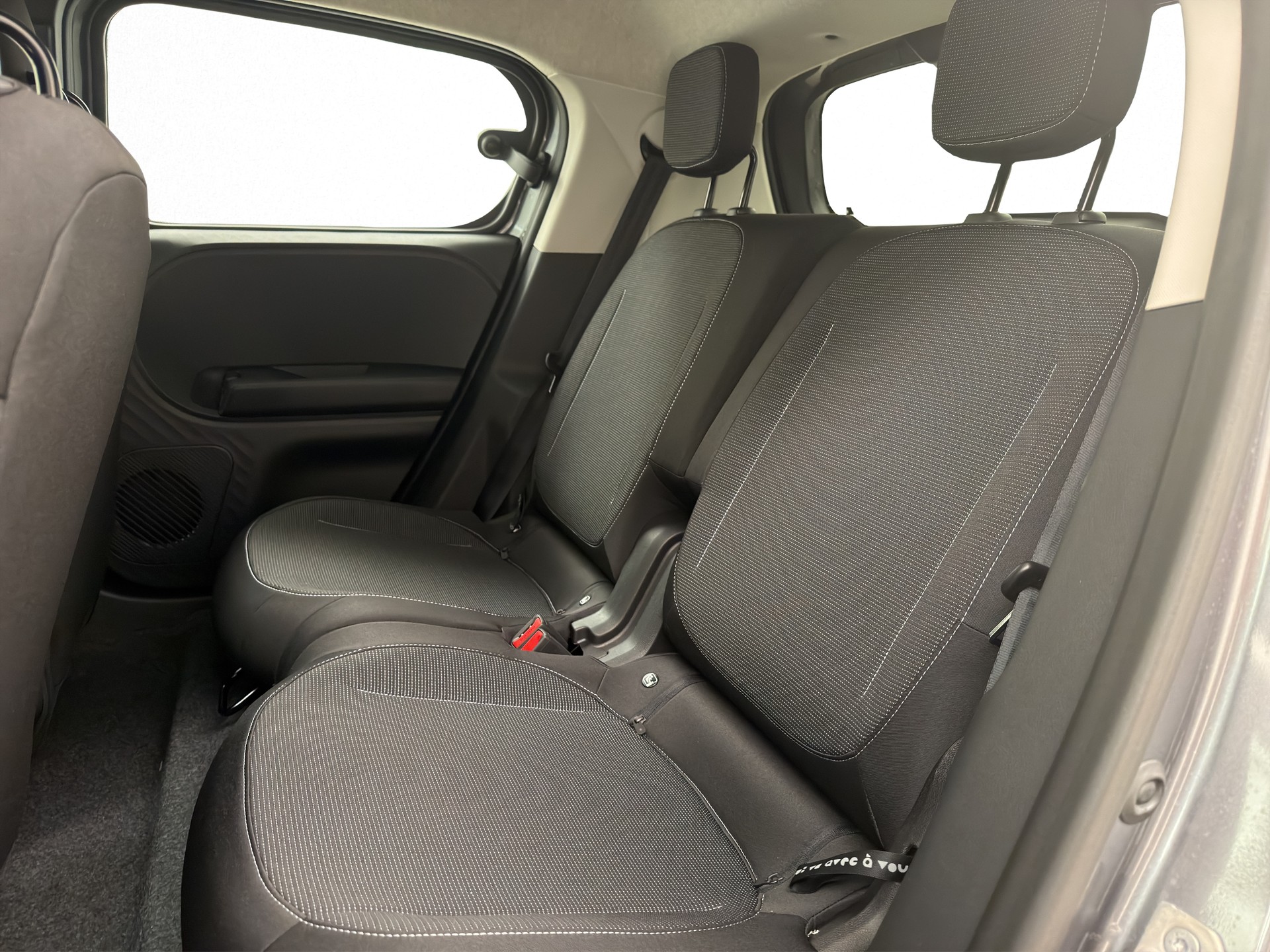 RENAULT Twingo E-Tech Urban Range evolution-image-11