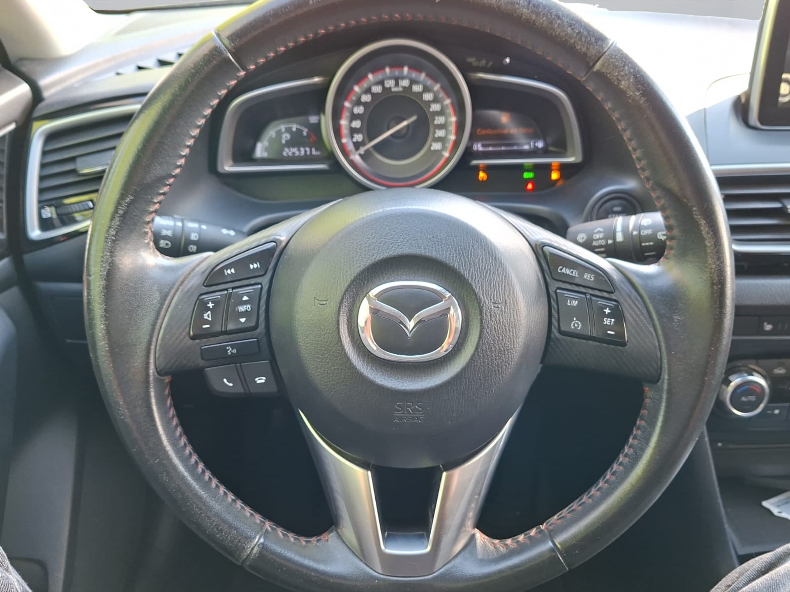 MAZDA 3 2.2 16V CD Ambition Activematic-image-14