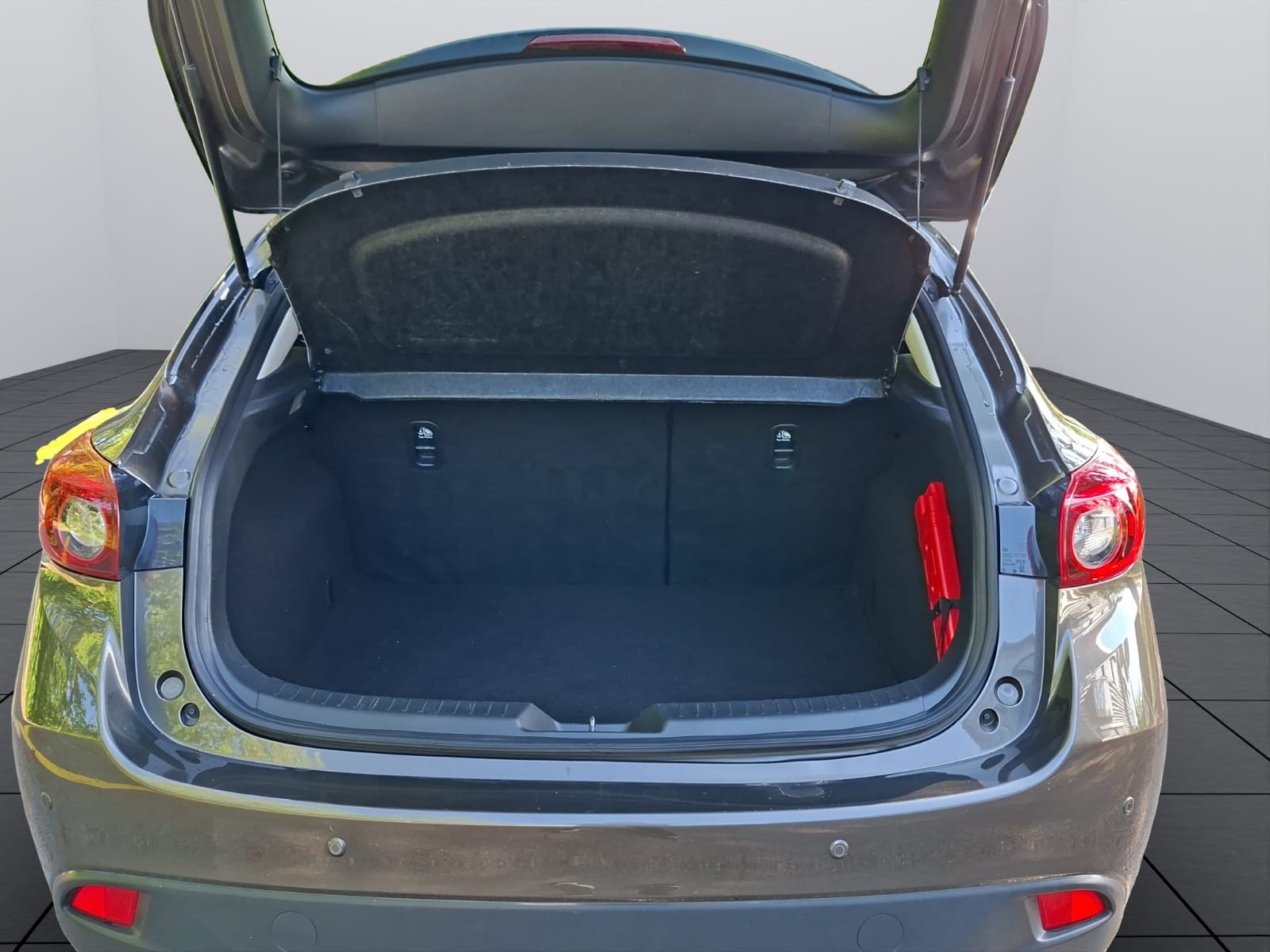 MAZDA 3 2.2 16V CD Ambition Activematic-image-6