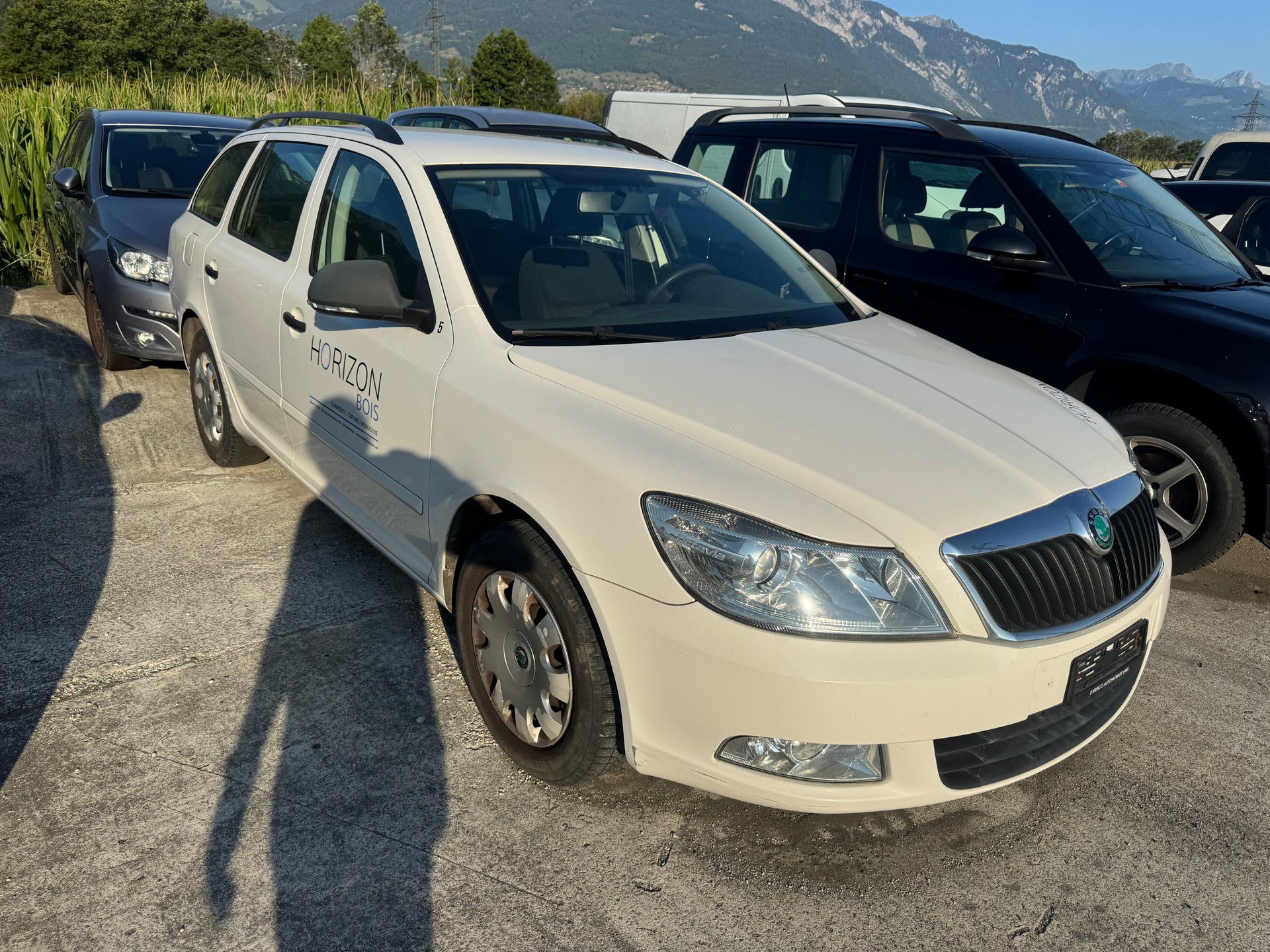 SKODA Octavia Combi 1.6 TDI Ambition-image-2