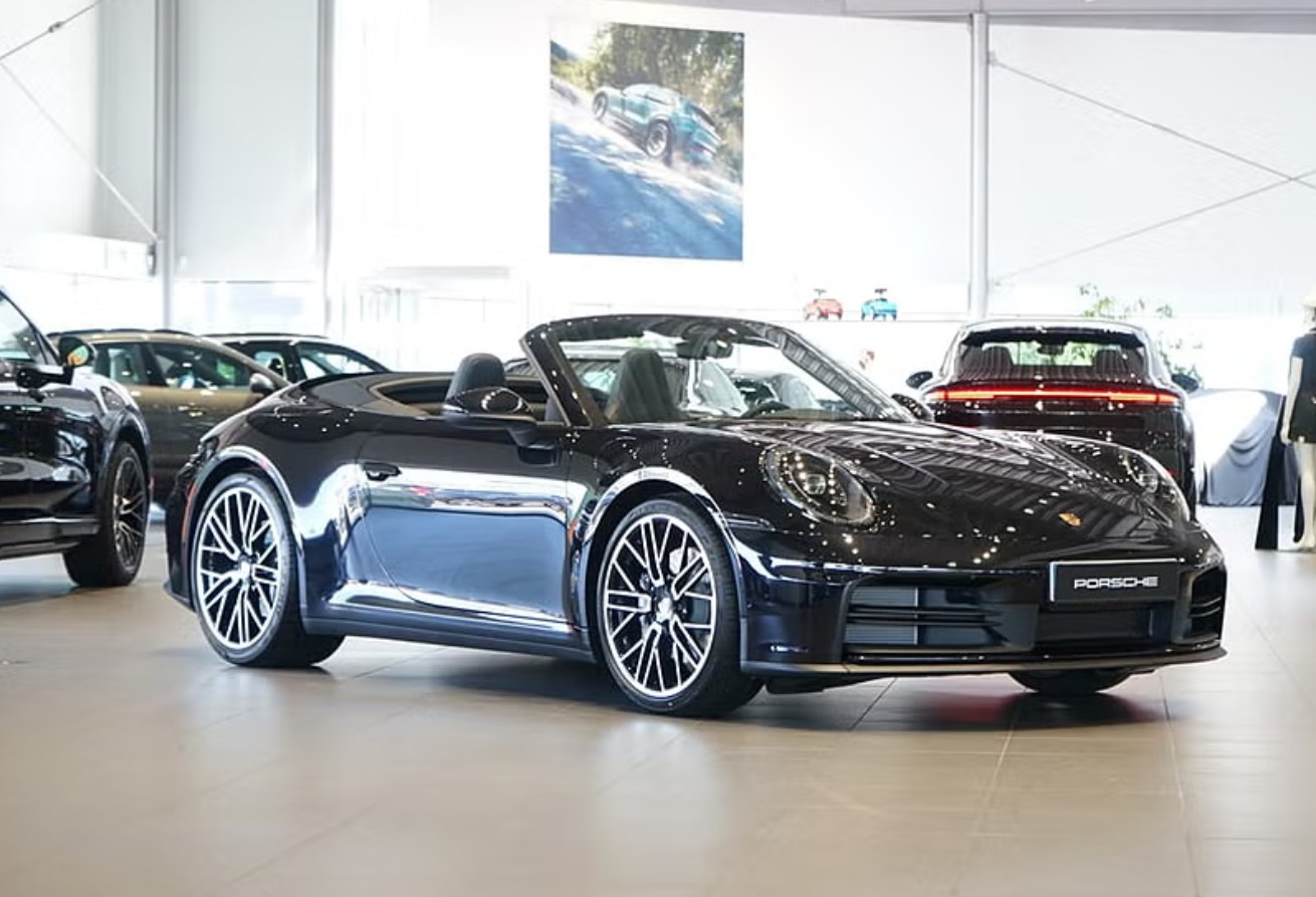 PORSCHE 911 Carrera Cabriolet PDK-image-0