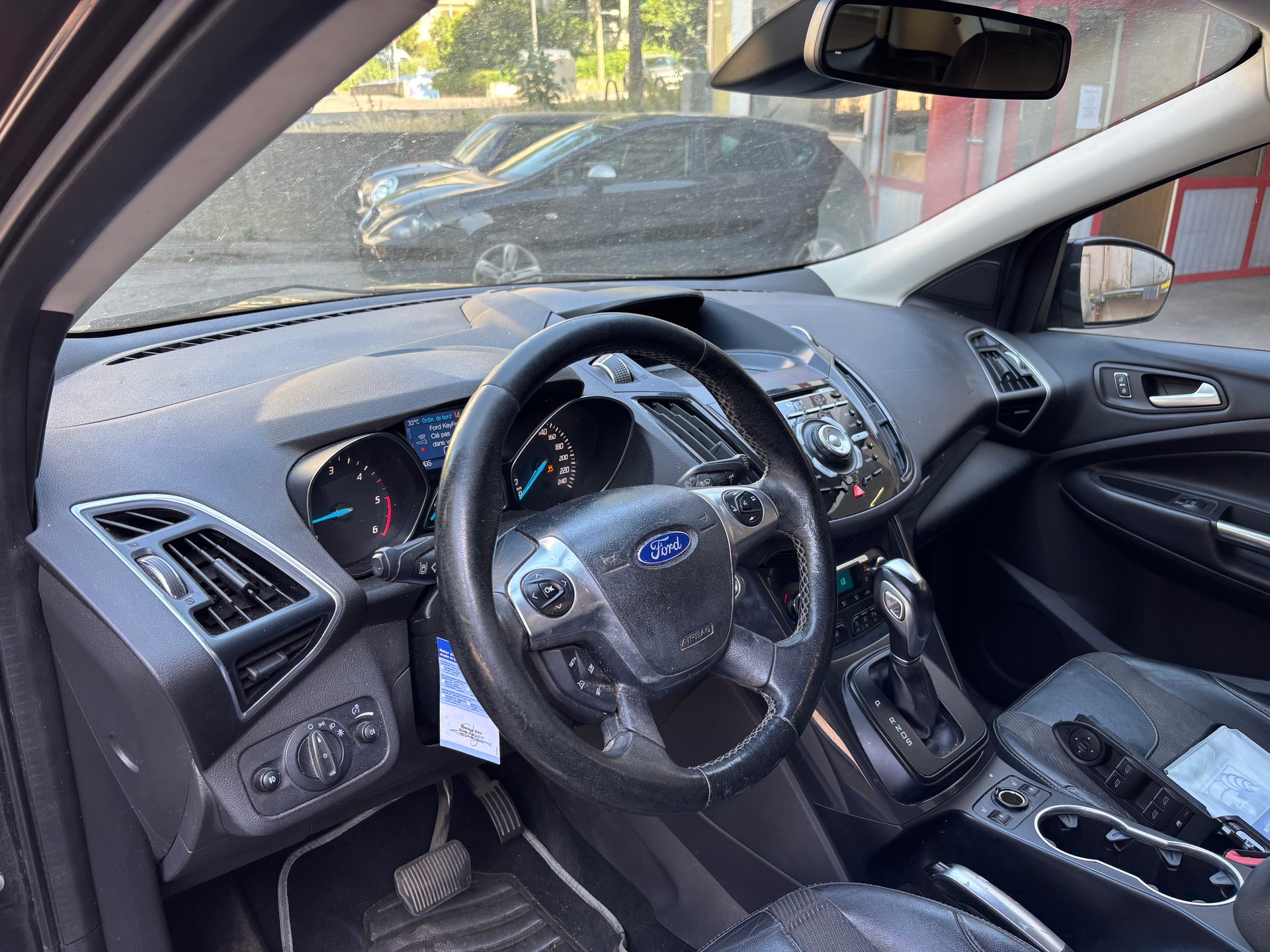 FORD Kuga 2.0 TDCi Titanium 4WD PowerShift-image-4