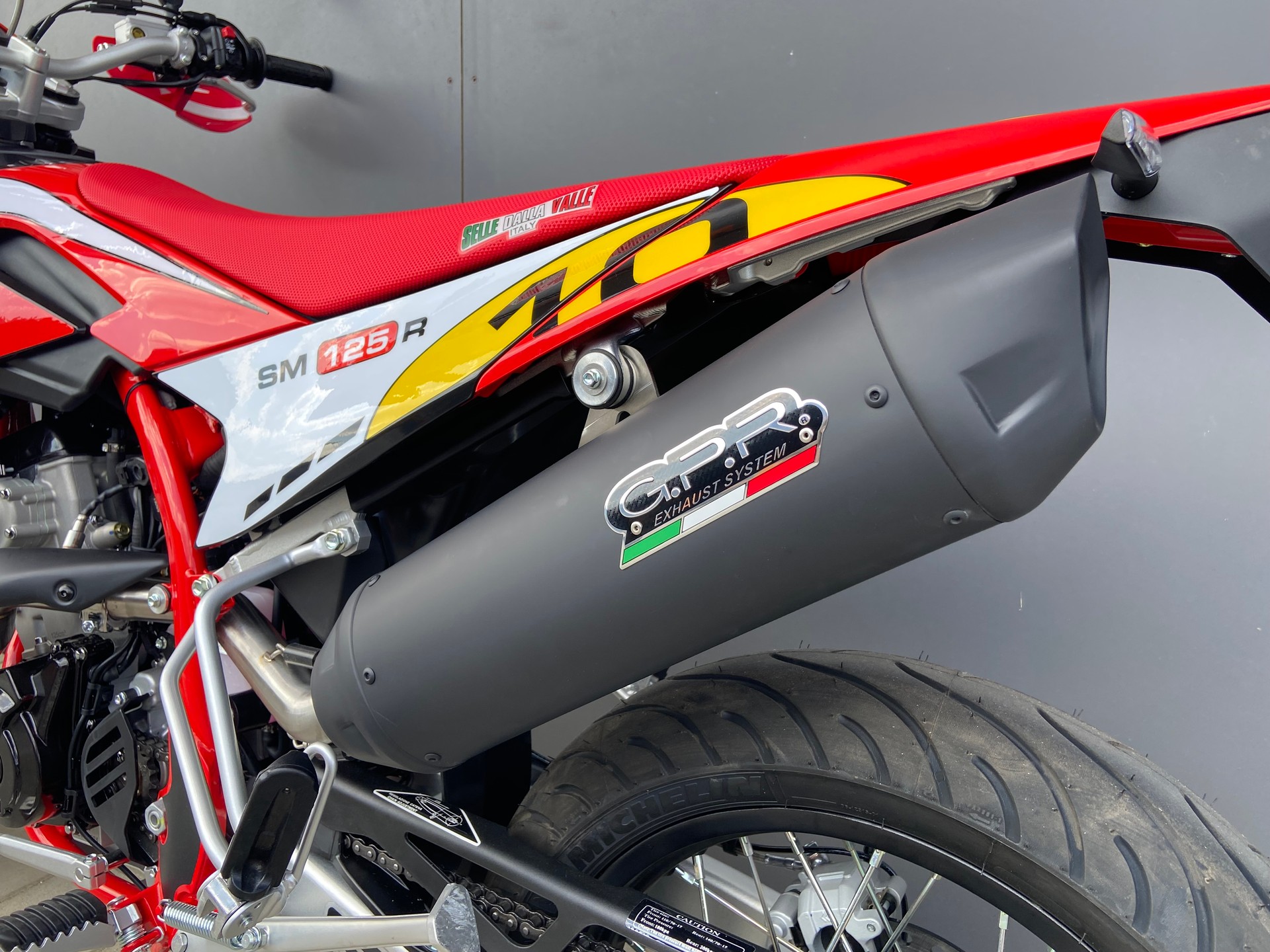 SWM SM 125 R Reborn-showroom-element-1