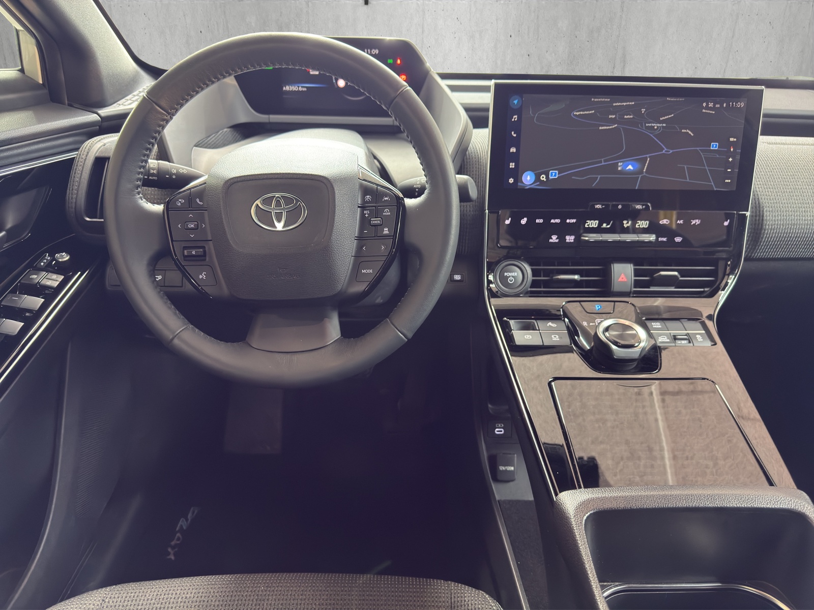 TOYOTA bZ4X Style 71,4 kWh 4WD-image-8