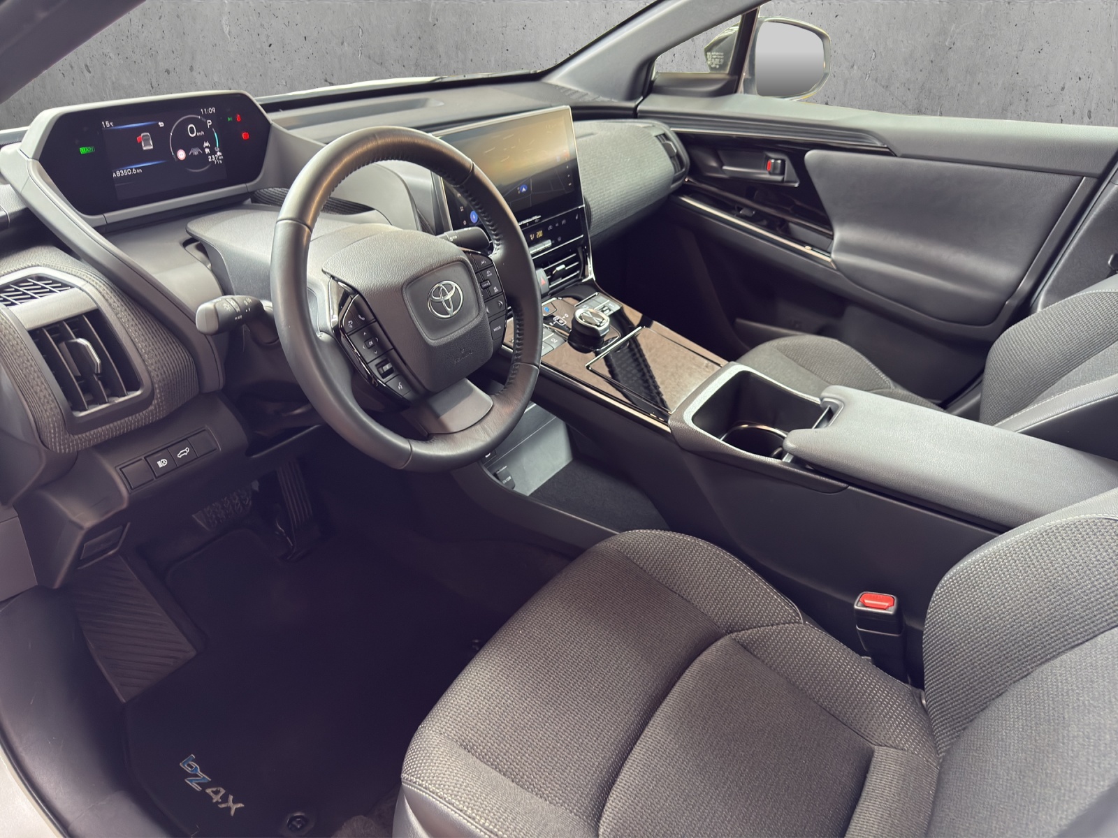 TOYOTA bZ4X Style 71,4 kWh 4WD-image-6