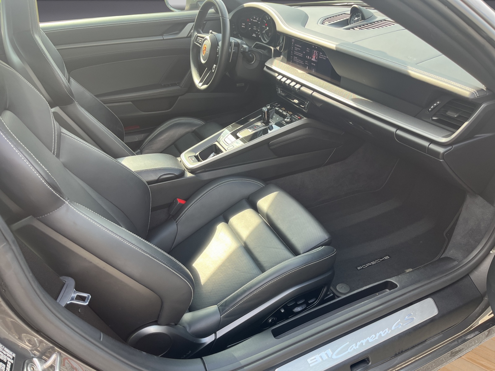 PORSCHE 911 (992) Coupé 3.0 Carrera 4S PDK-image-8