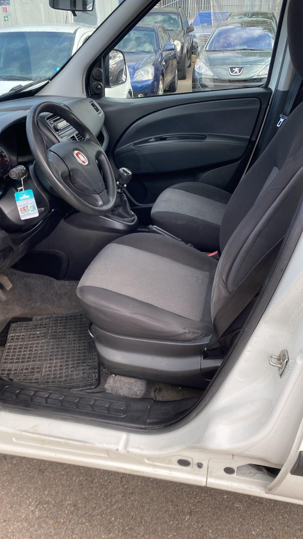 FIAT Doblò 1.4 Dynamic-image-10