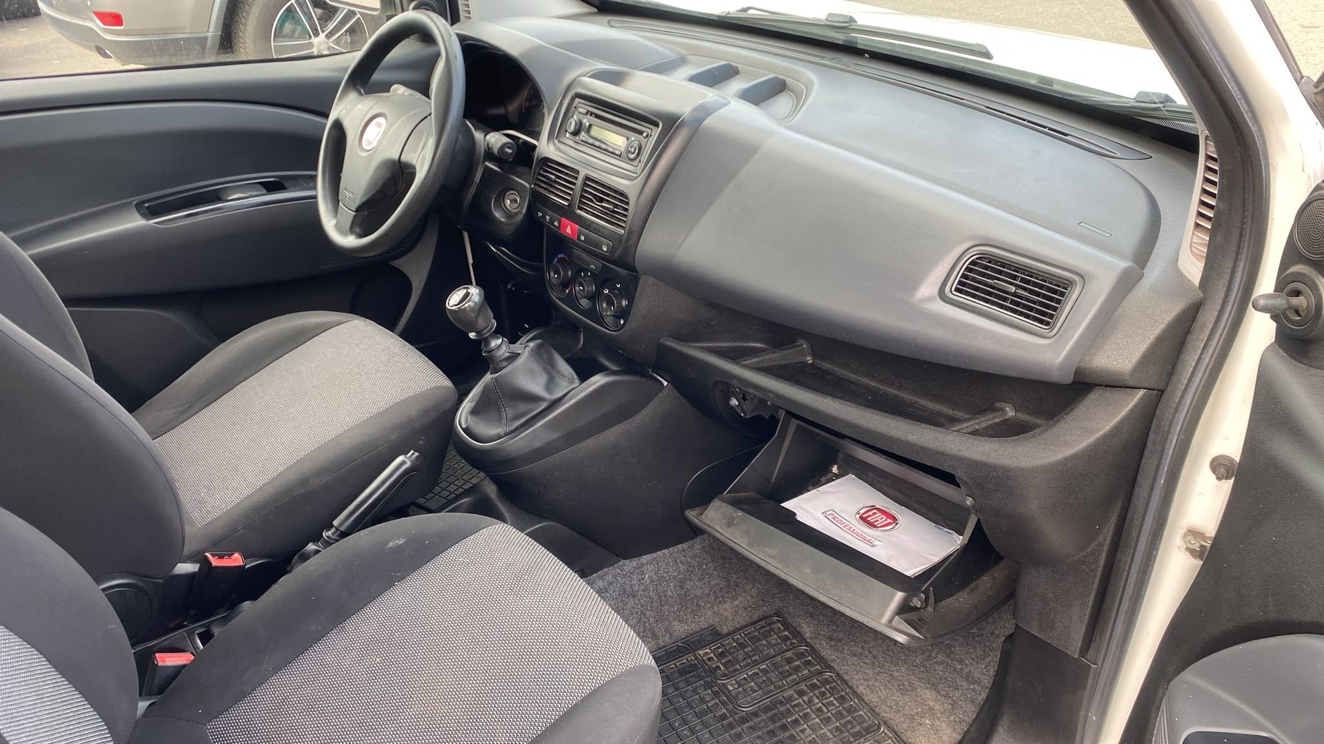 FIAT Doblò 1.4 Dynamic-image-9