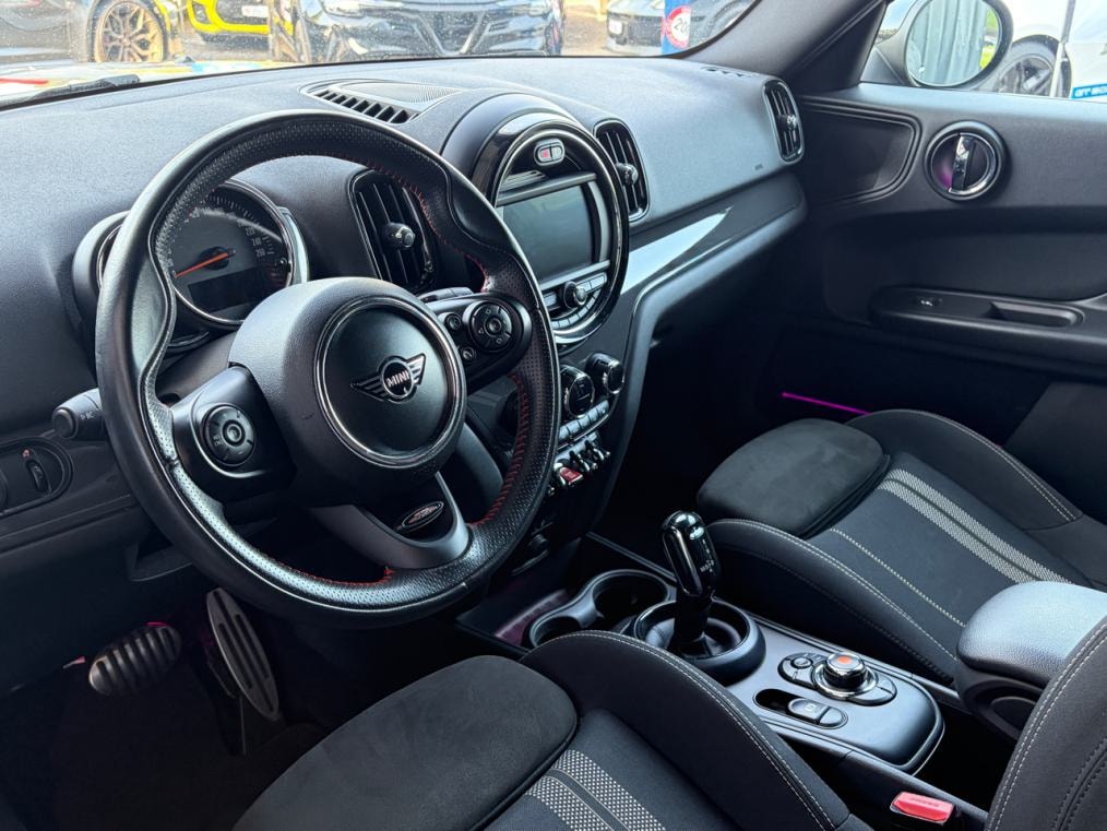 MINI Countryman Cooper FWD Steptronic DKG-image-3