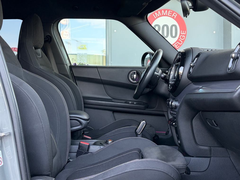 MINI Countryman Cooper FWD Steptronic DKG-image-8