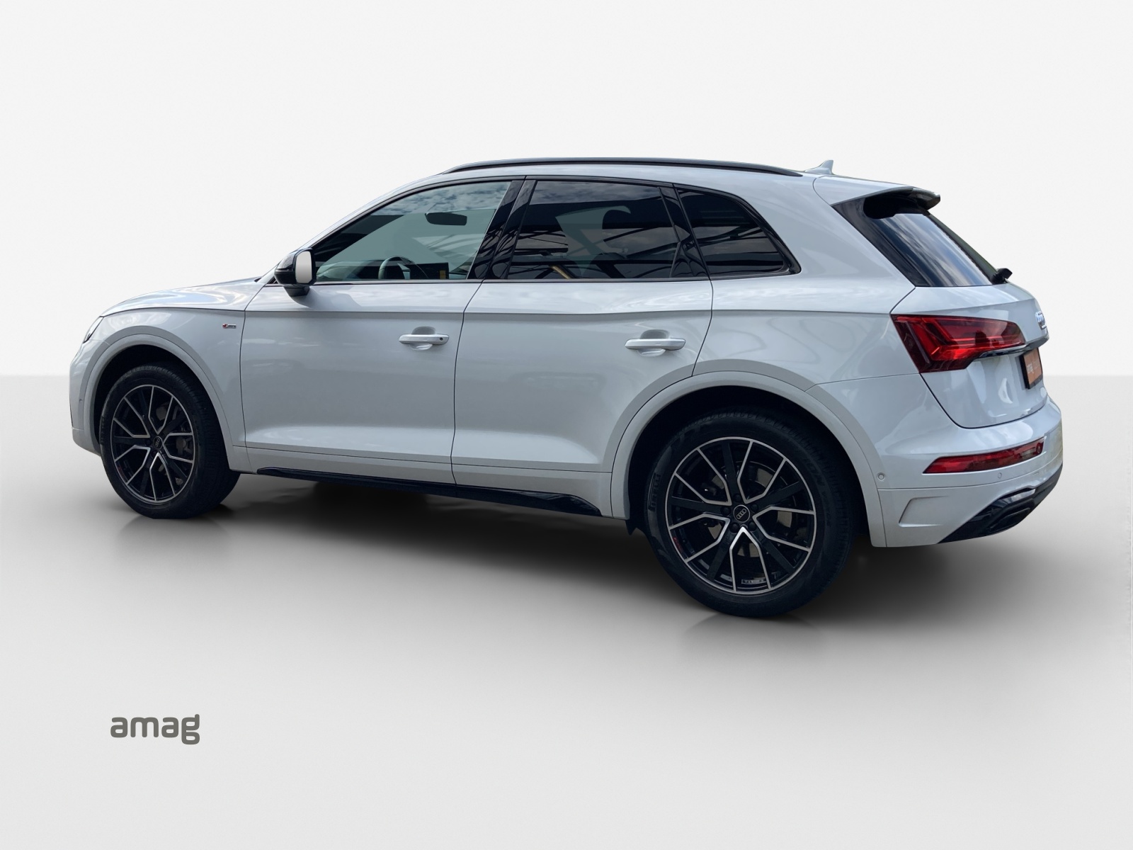 AUDI Q5 45 TFSI S-line quattro S-tronic-image-2