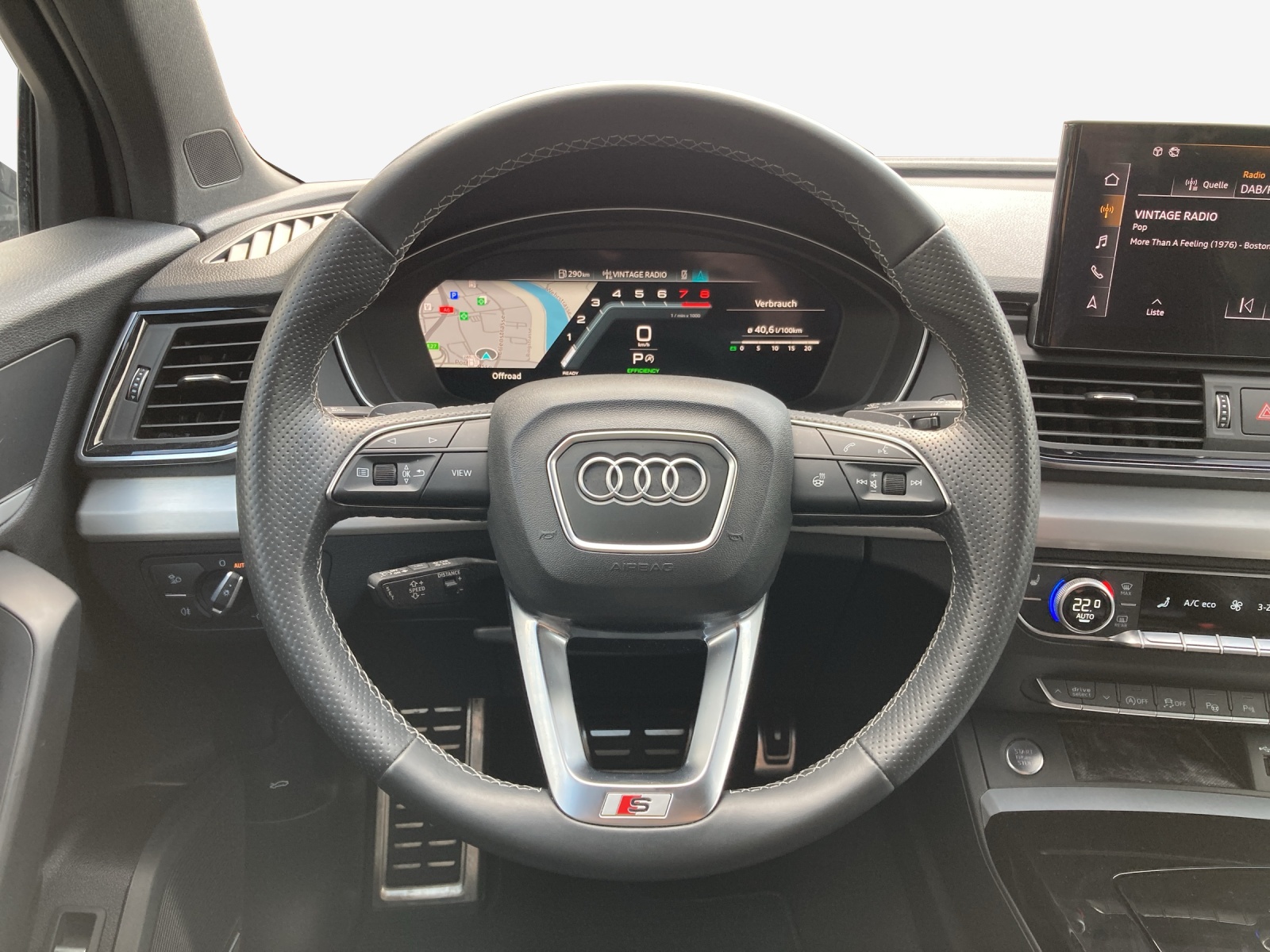 AUDI Q5 45 TFSI S-line quattro S-tronic-image-9