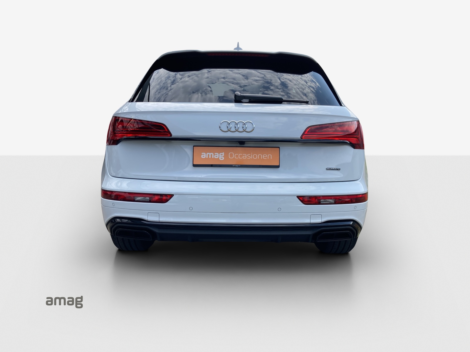 AUDI Q5 45 TFSI S-line quattro S-tronic-image-3