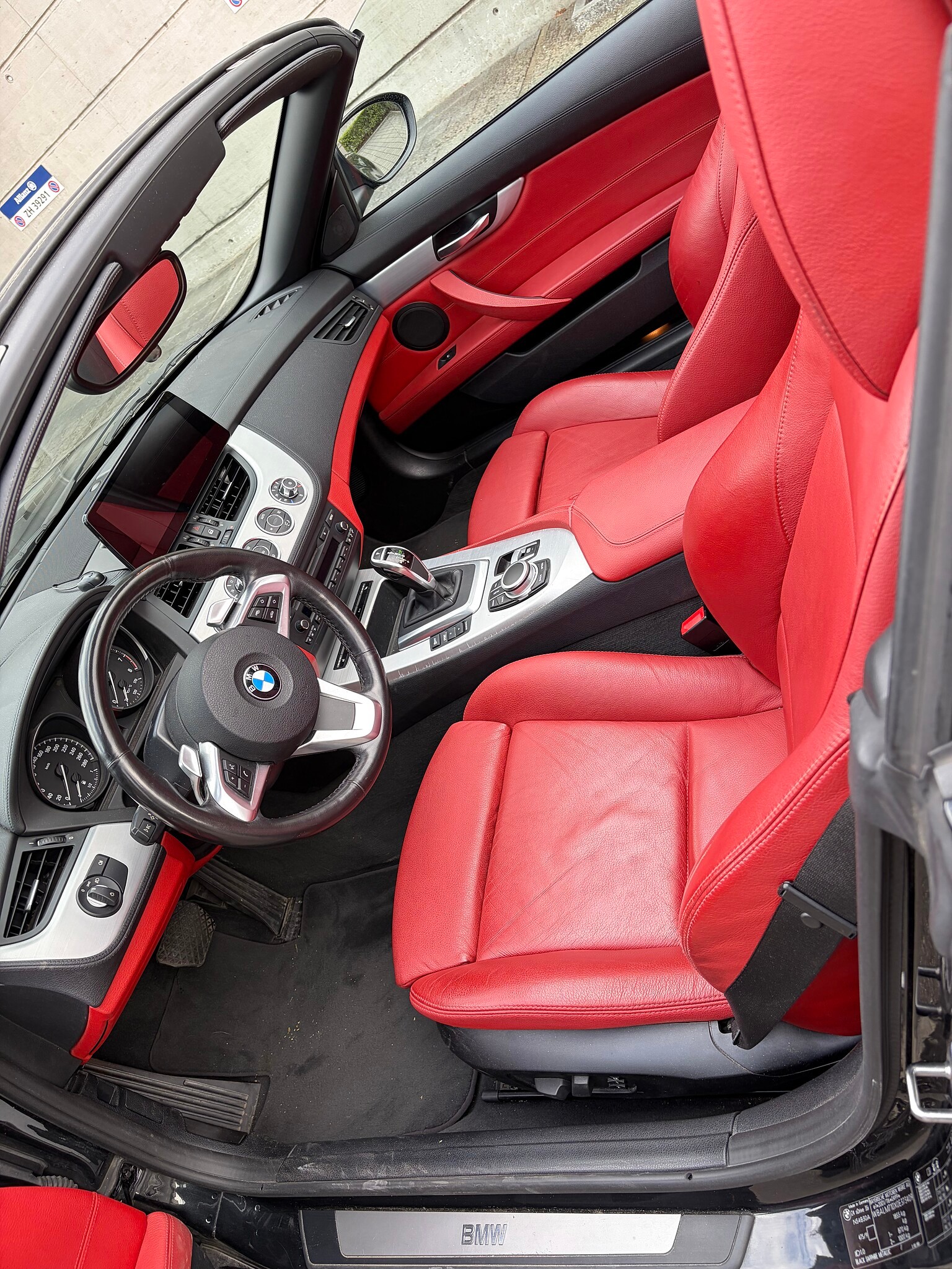 BMW Z4 sDrive35i DKG-image-11