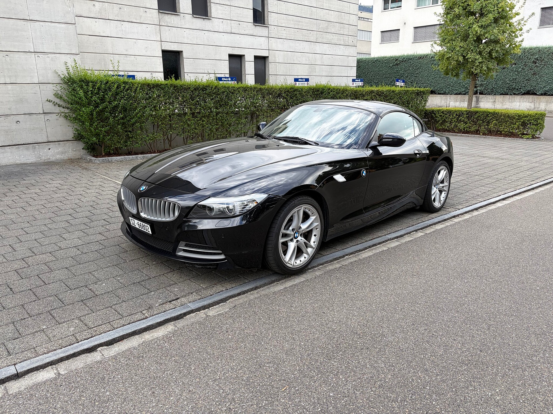 BMW Z4 sDrive35i DKG-image-10