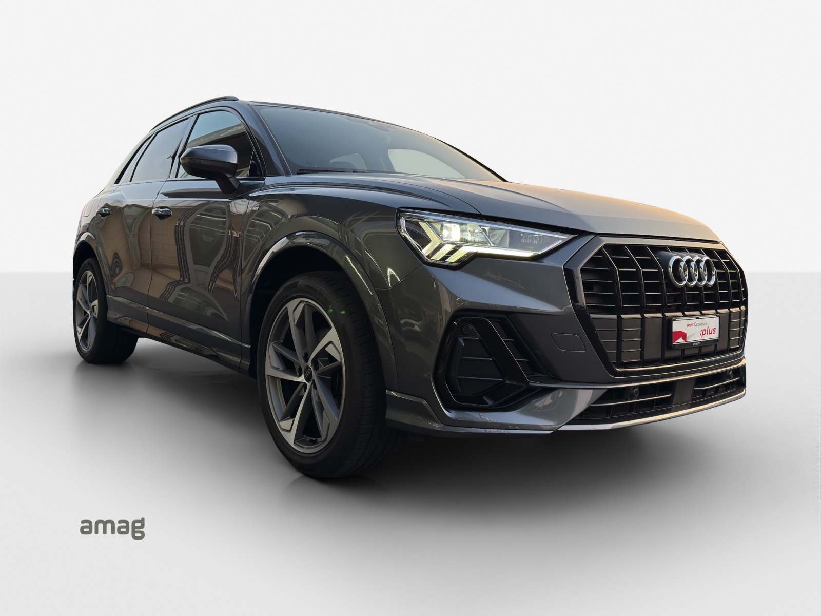 AUDI Q3 35 TFSI S line Attraction S-tronic-image-5