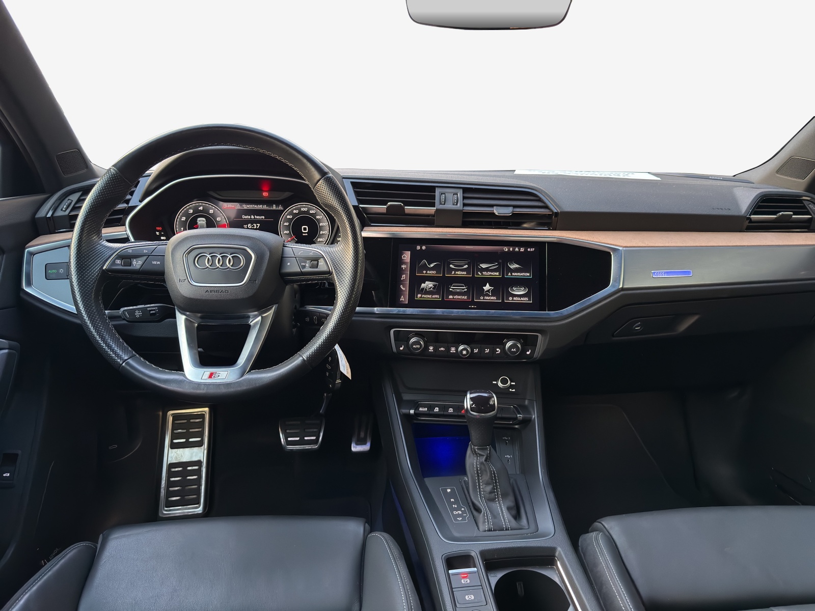 AUDI Q3 35 TFSI S line Attraction S-tronic-image-8