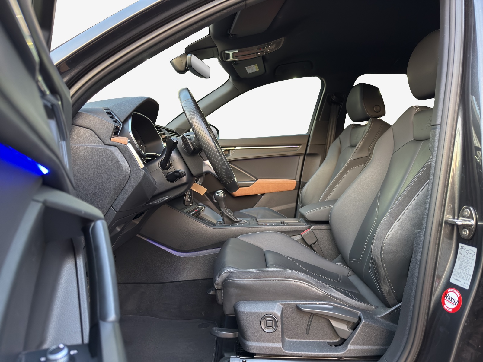 AUDI Q3 35 TFSI S line Attraction S-tronic-image-7