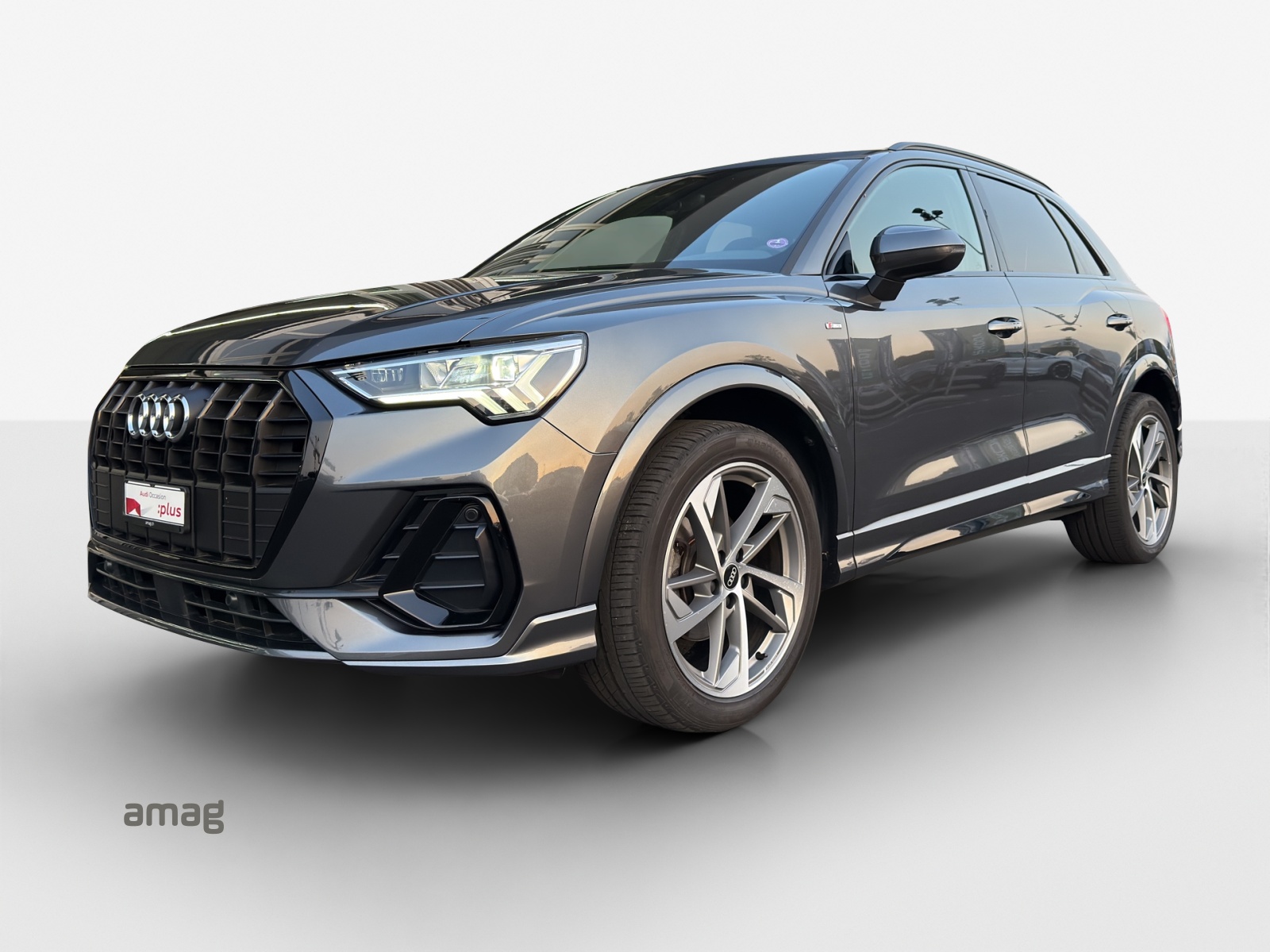 AUDI Q3 35 TFSI S line Attraction S-tronic-image-0