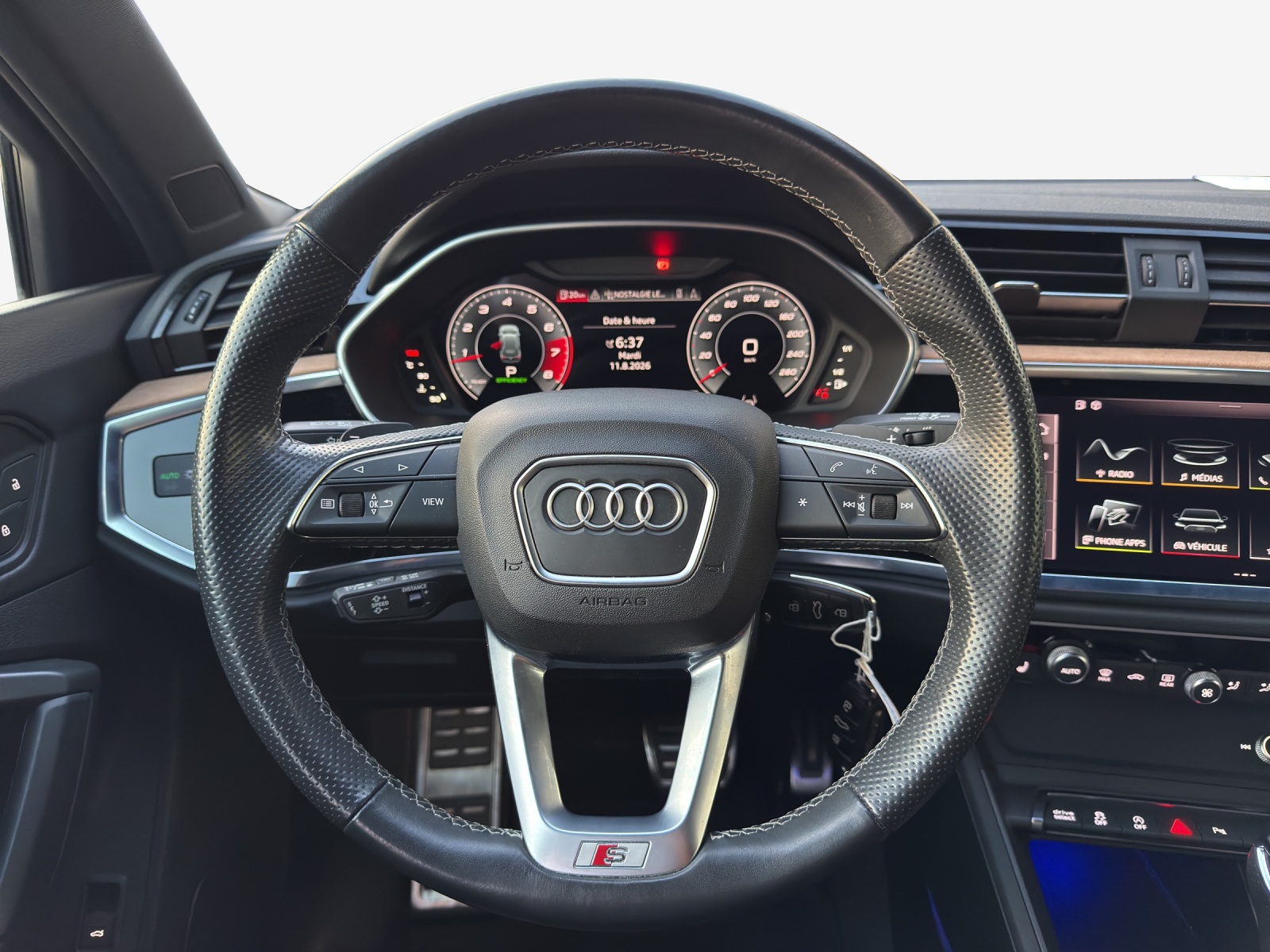 AUDI Q3 35 TFSI S line Attraction S-tronic-image-9