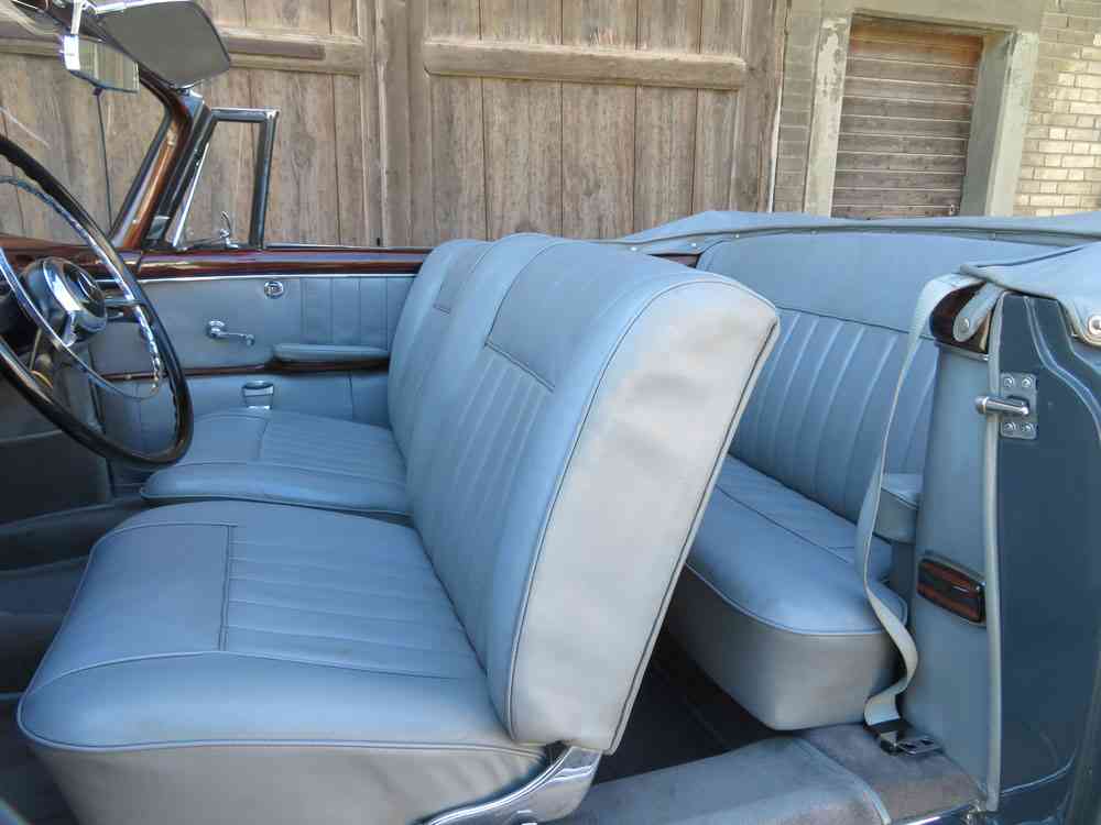 MERCEDES-BENZ 220 S-image-5