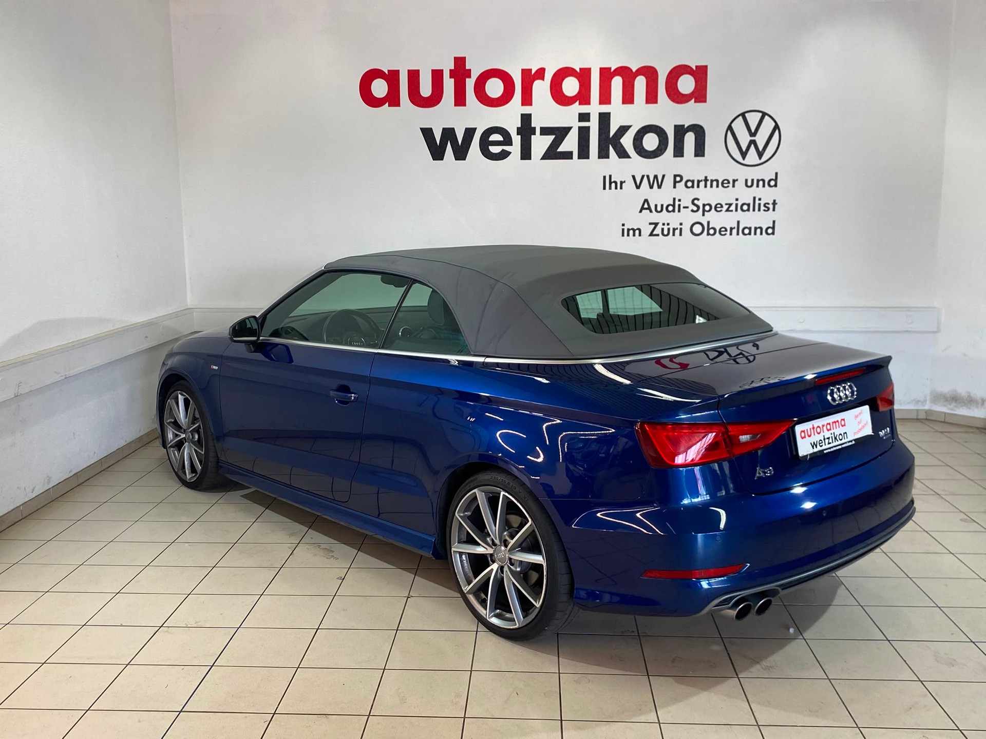 AUDI A3 Cabriolet 1.8 TFSI S-Line Ambition quattro S-tronic-image-5