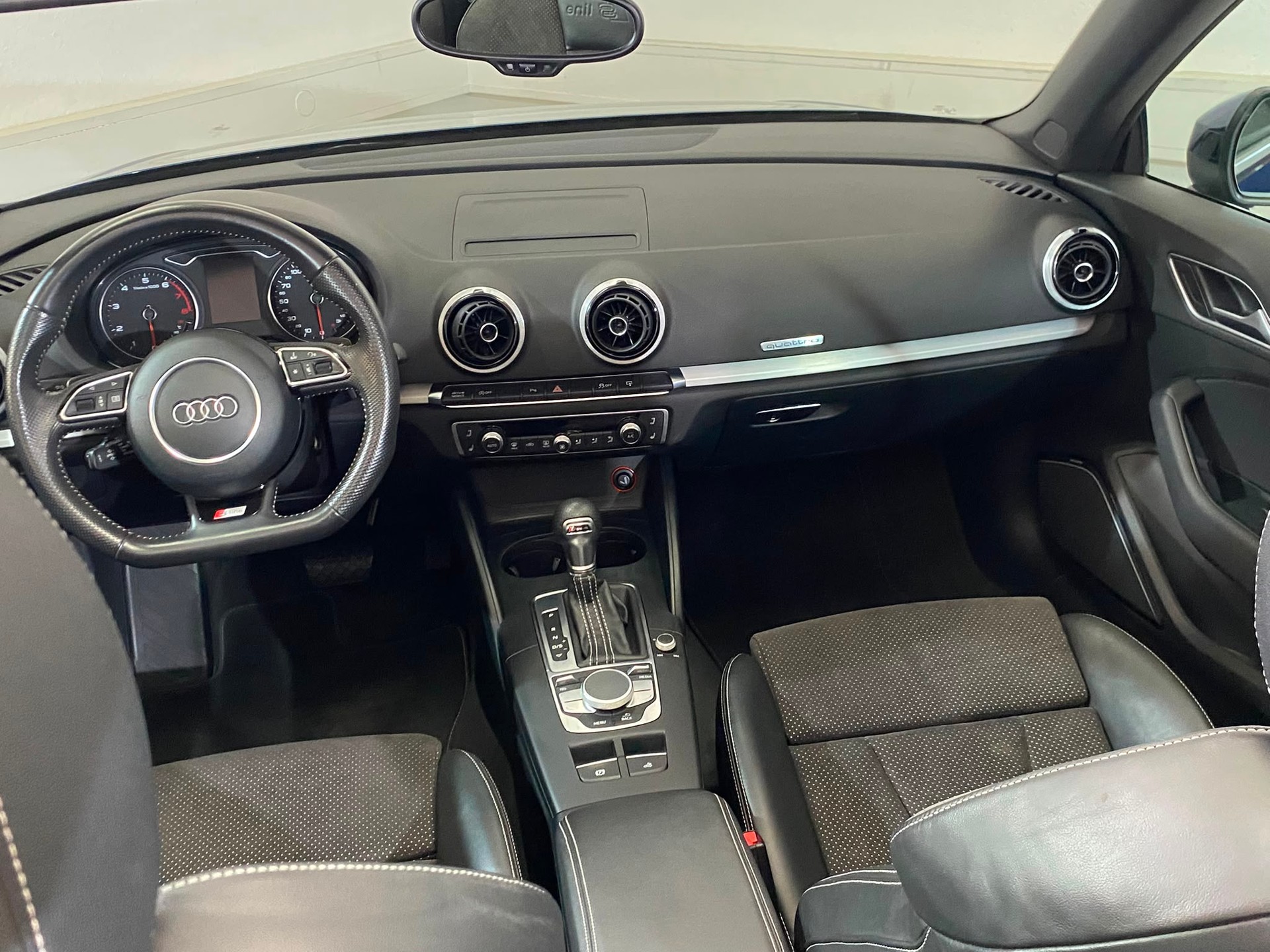 AUDI A3 Cabriolet 1.8 TFSI S-Line Ambition quattro S-tronic-image-13