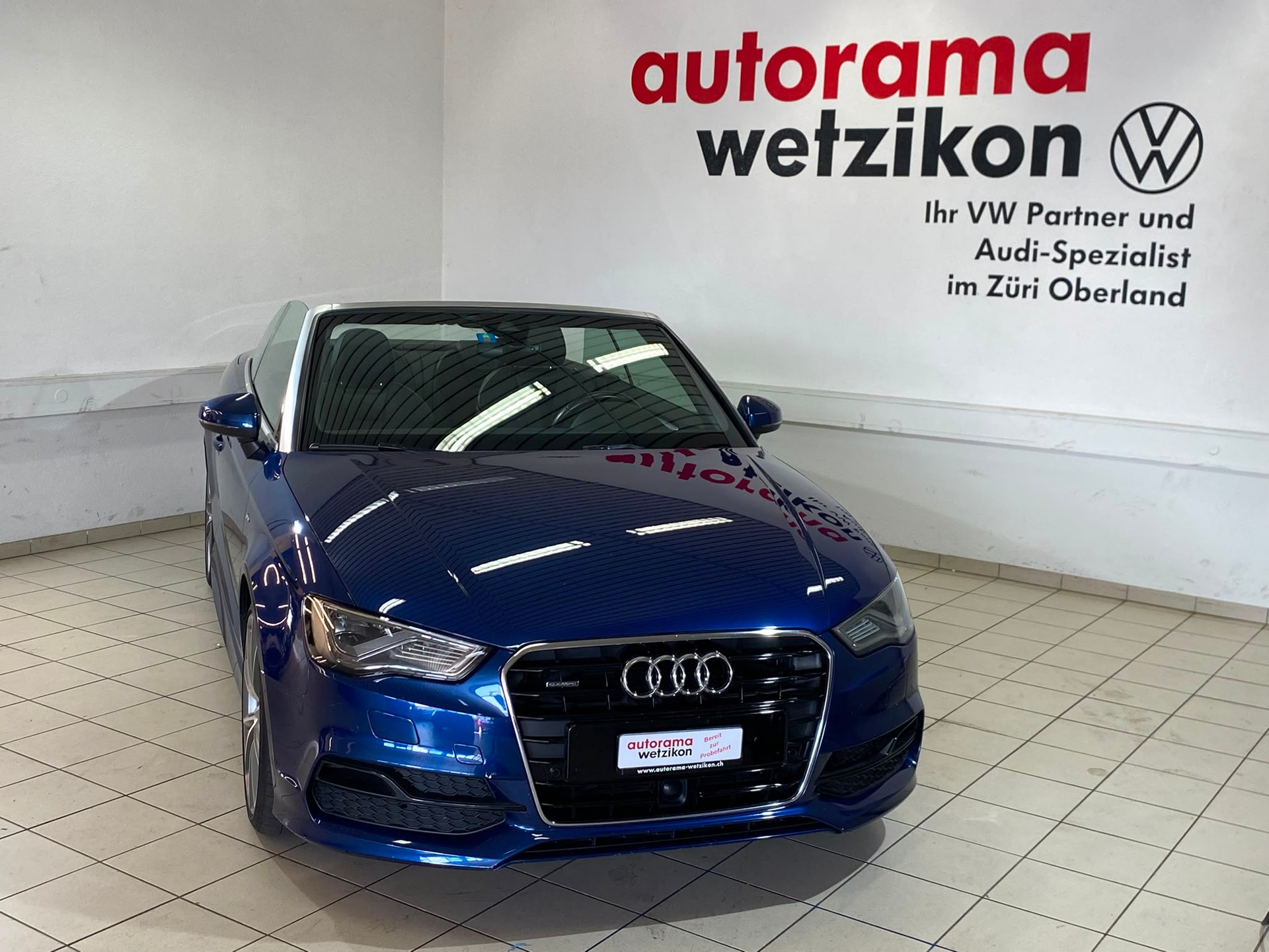 AUDI A3 Cabriolet 1.8 TFSI S-Line Ambition quattro S-tronic-image-2