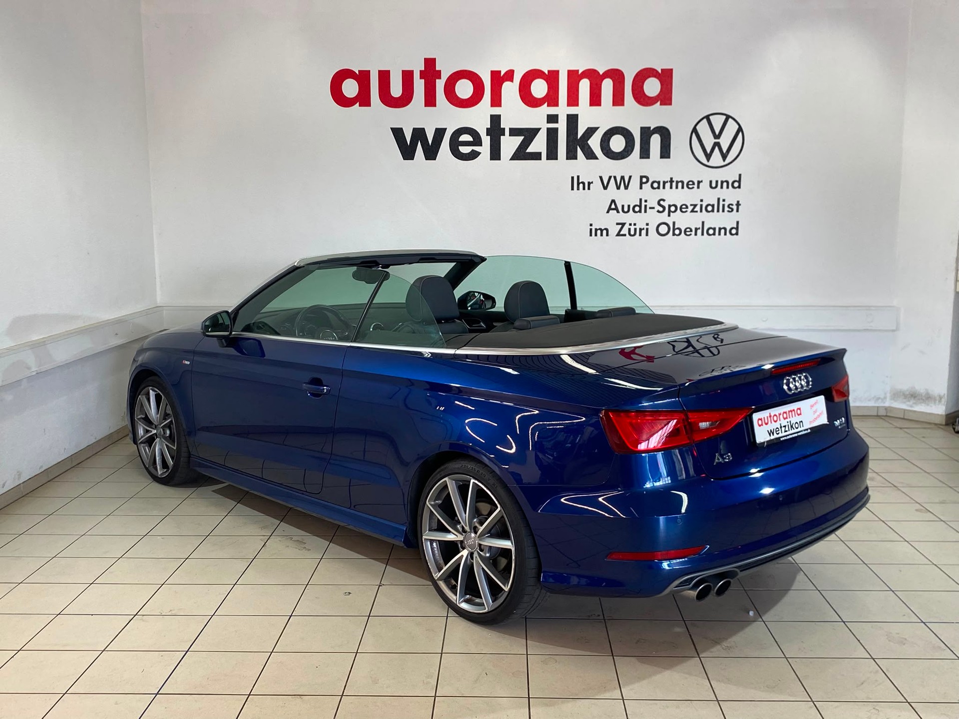 AUDI A3 Cabriolet 1.8 TFSI S-Line Ambition quattro S-tronic-image-4