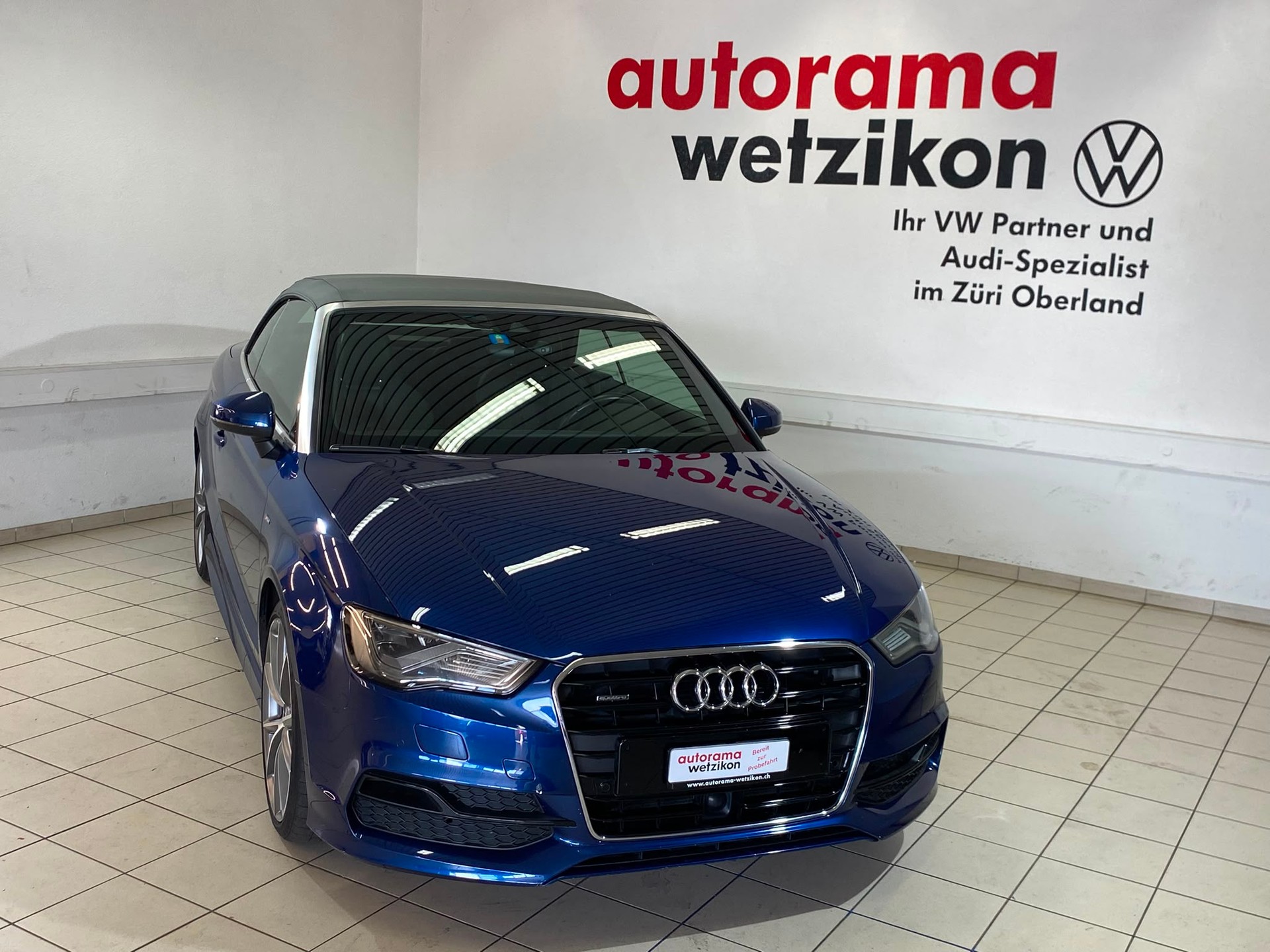 AUDI A3 Cabriolet 1.8 TFSI S-Line Ambition quattro S-tronic-image-3