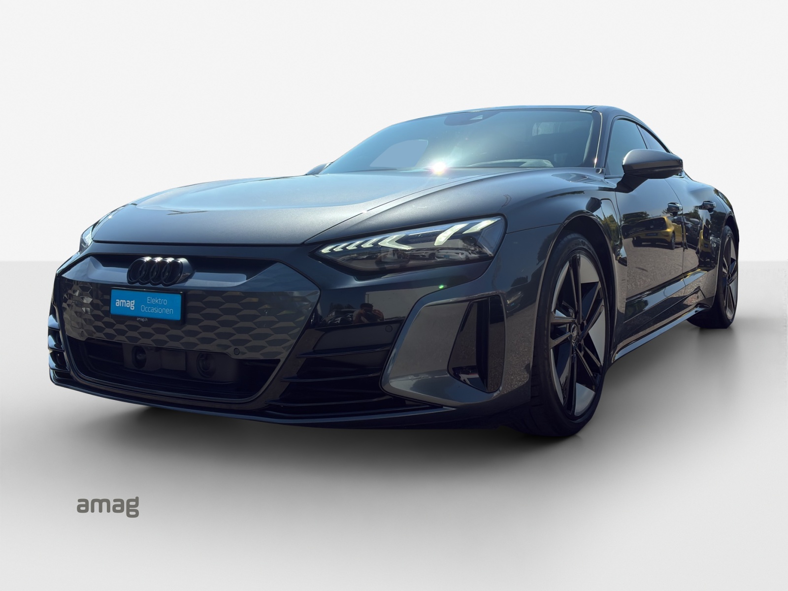 AUDI e-tron GT quattro-image-0