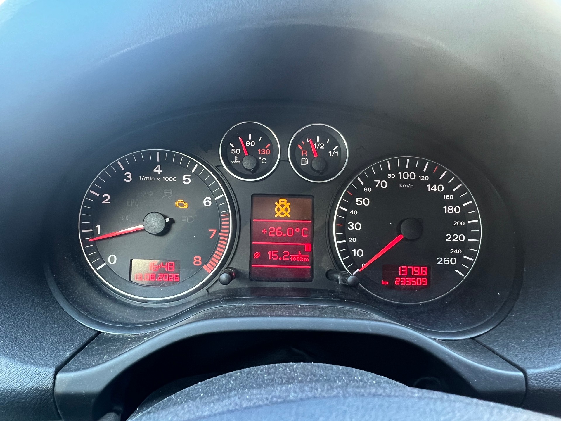 AUDI A3 2.0 FSI Attraction-image-10