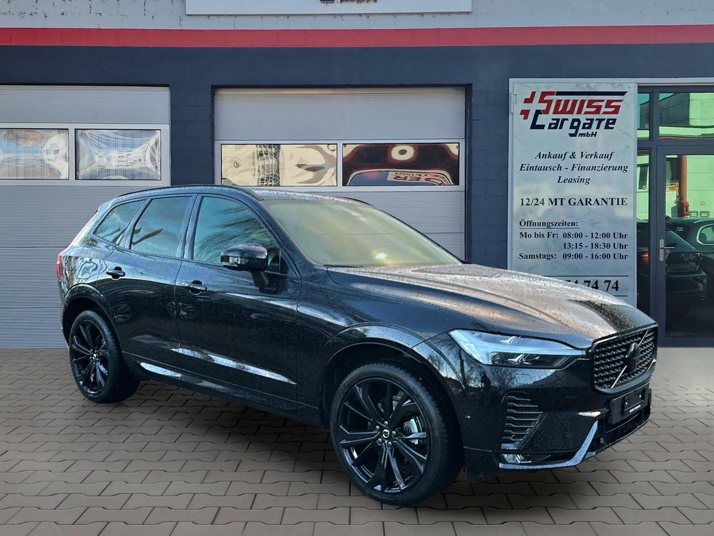 VOLVO XC60 B5 Benzin Mild Hybrid AWD Ultra Dark Geartronic mit AHK & Panoramadach & 5J Werksgarantie oder bis 200000km-showroom-element-1